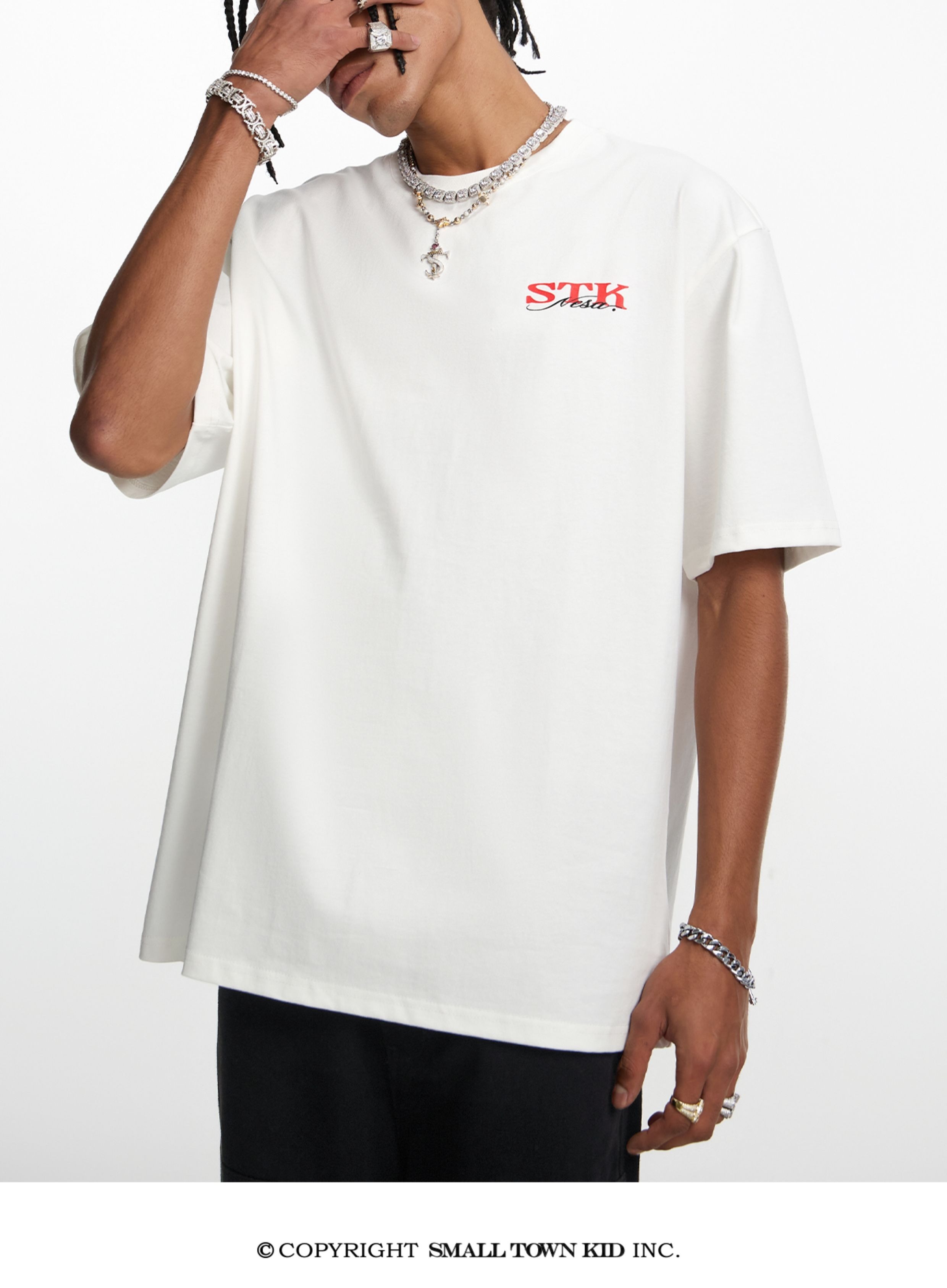 STK SmallTownKid 胸口STK小標短袖 T恤