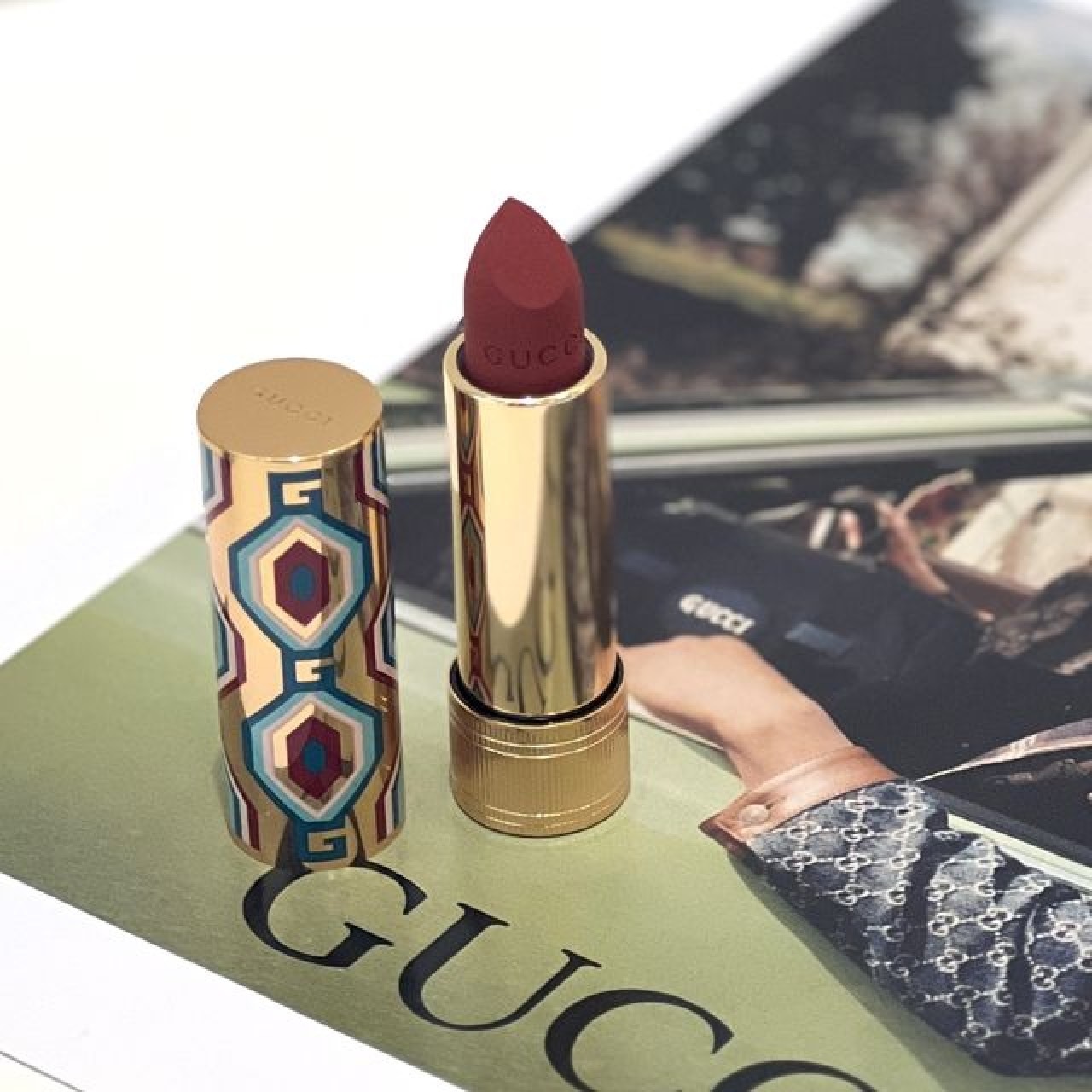 限定復古殼 gucci 限定款 🫦復古殼唇釉 #𝟓𝟎𝟓