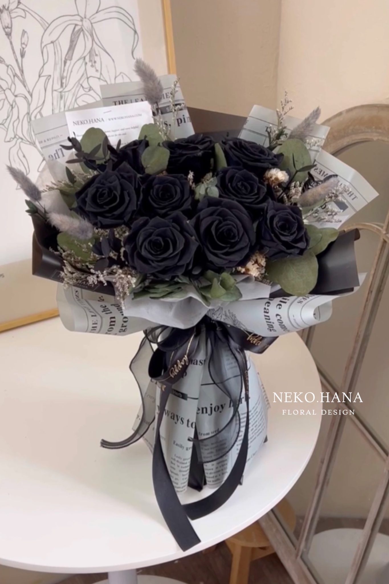 黑絲絨玫瑰永生花束