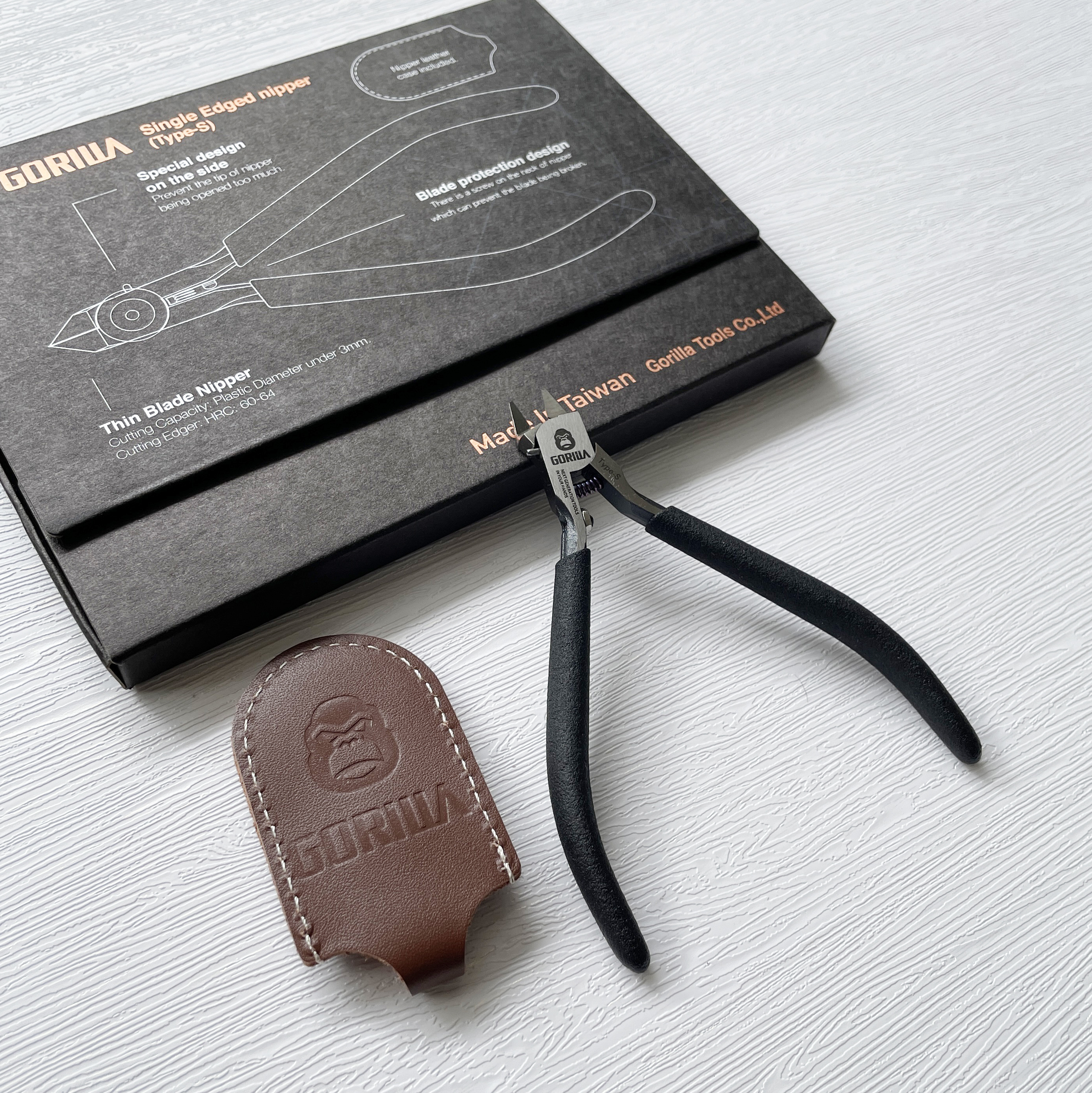 【進化版】【Gorilla】精密超薄單刃模型鉗(Type-S)(內附真牛皮鉗套）