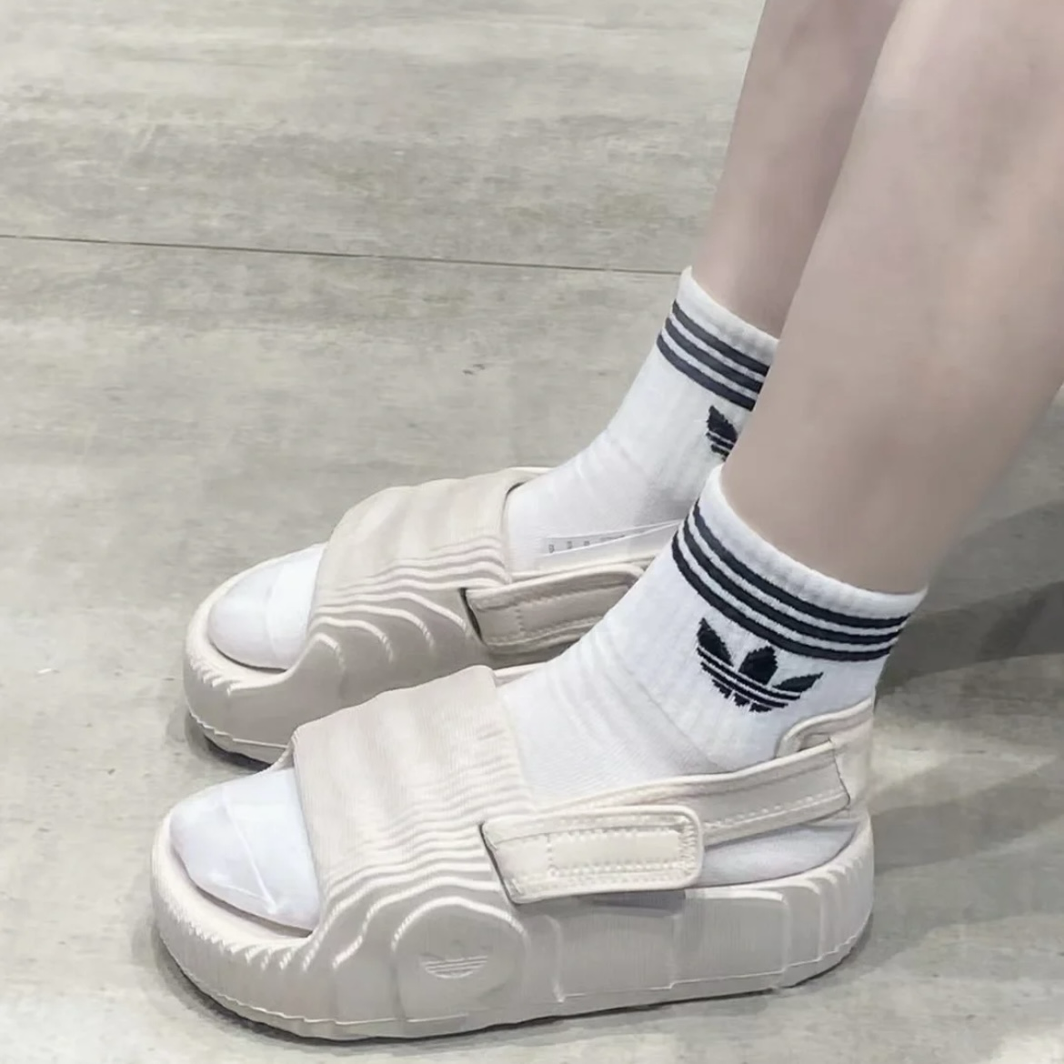 Adidas Adilette 22 XLG 米白 淺卡其 半拖鞋 魔鬼沾 厚底 增高 水波紋 地形圖 涼鞋 拖鞋