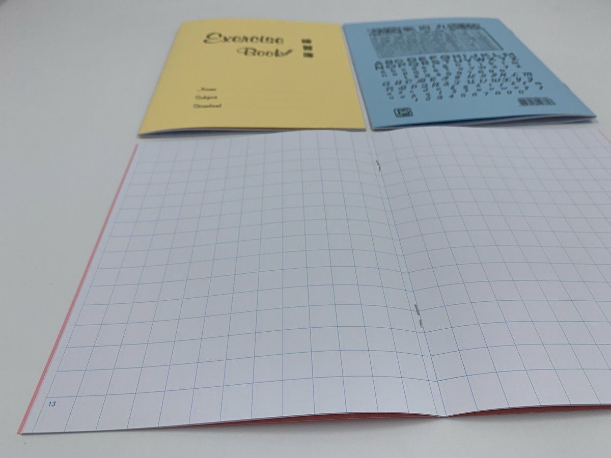 組合 E 學生練習簿 13格、16格、26格、紅雙13行、藍單行 各 5本 共 25本 (校簿/楷簿/街簿/格仔簿)