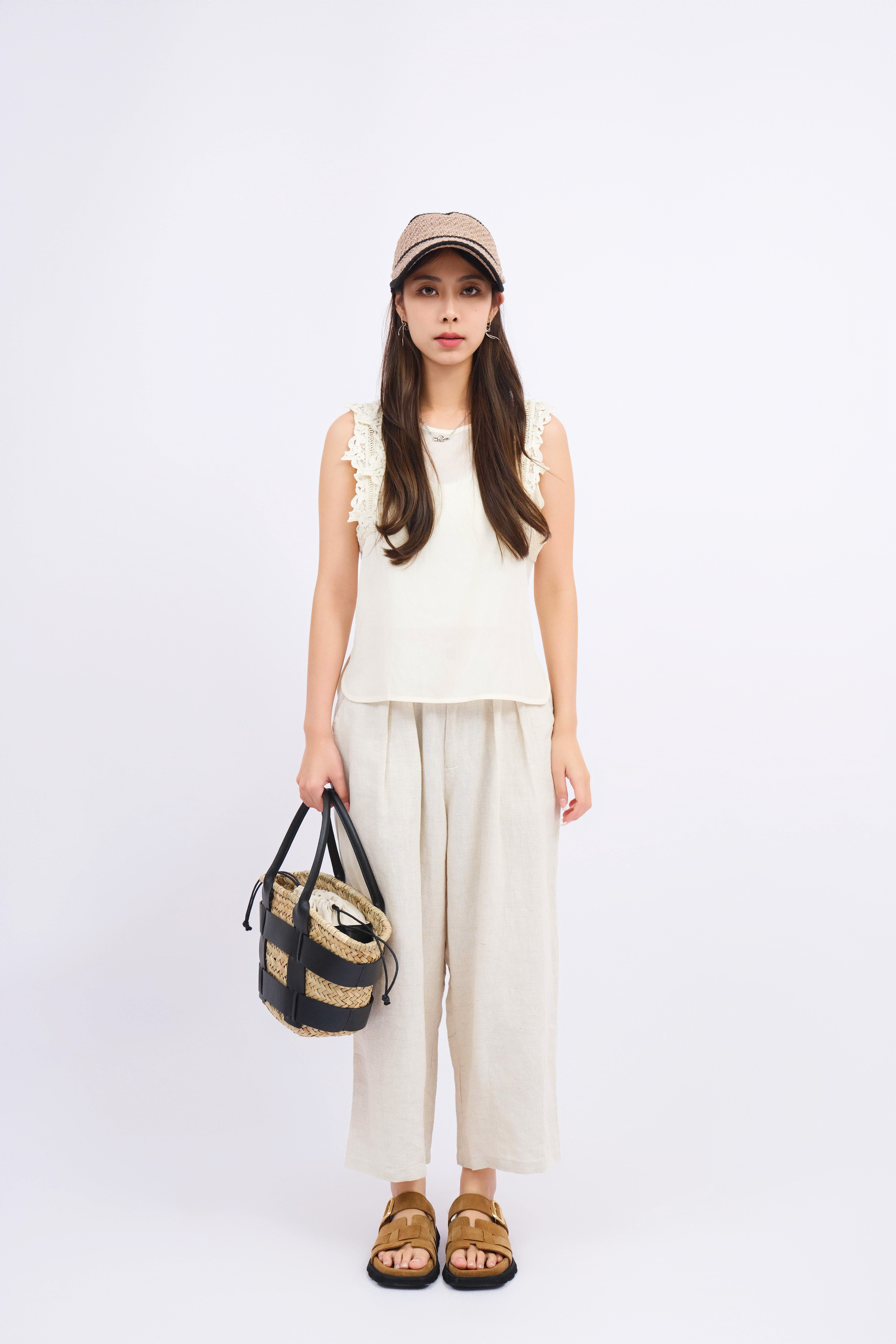 花邊袖口短背心（現貨款式）