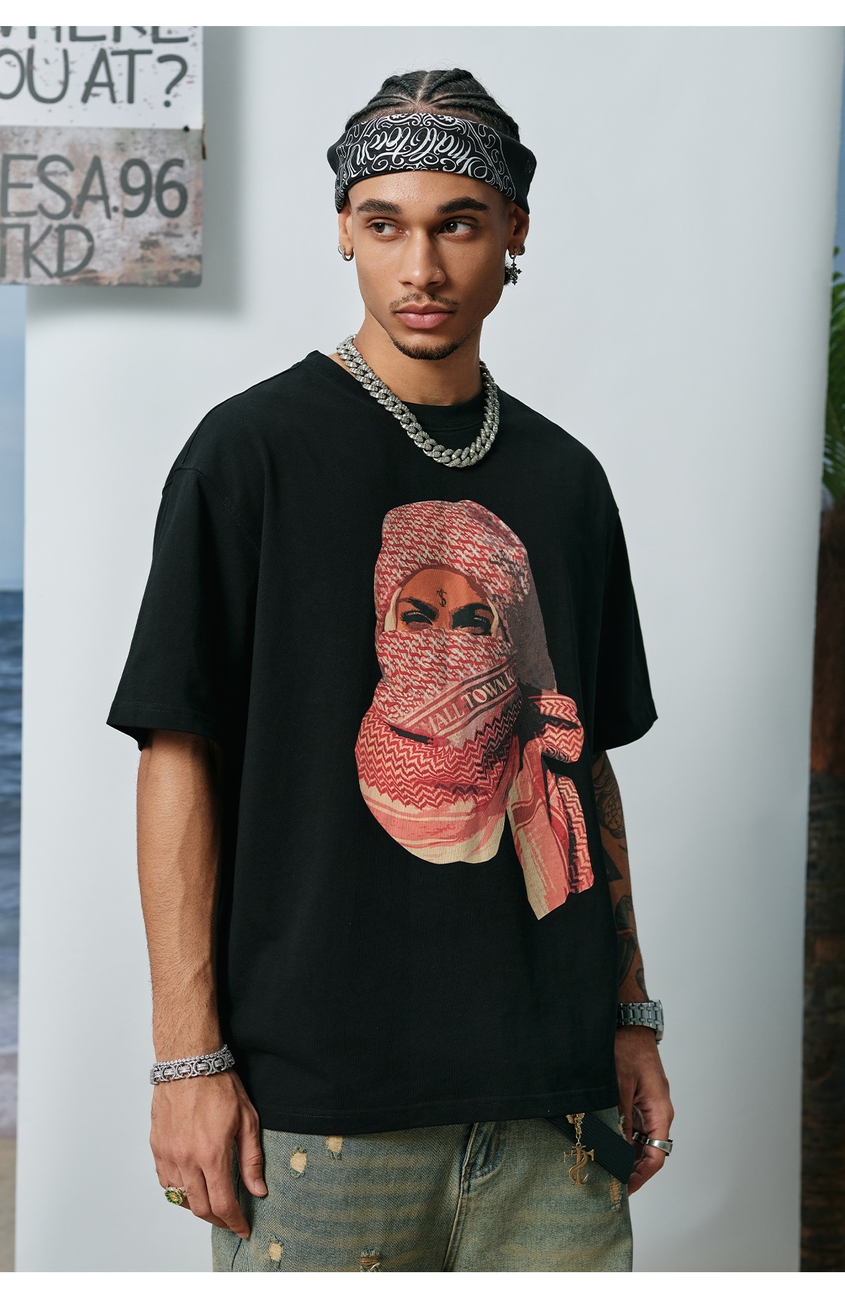 STK SmallTownKid  頭巾人像 短袖T恤