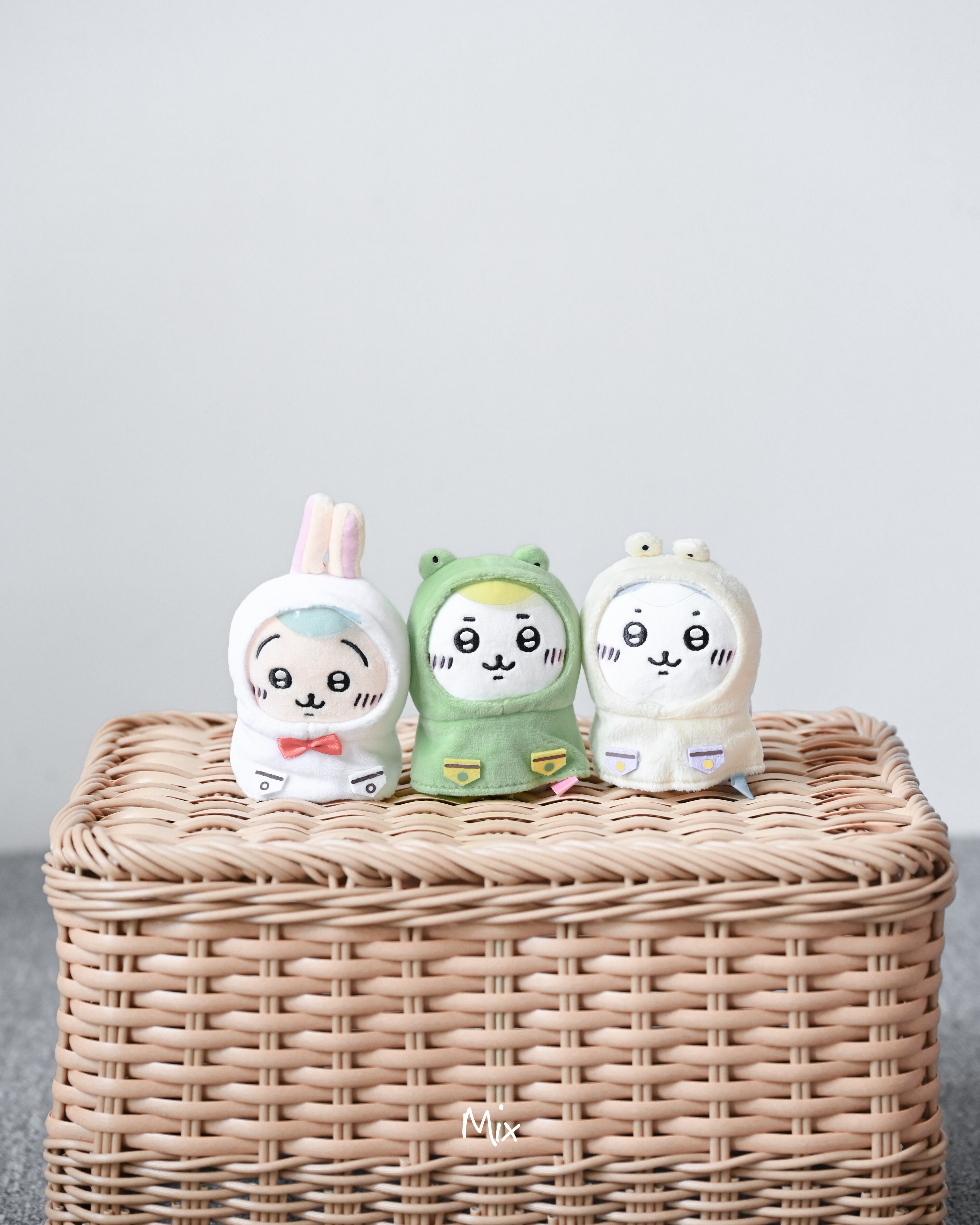 iSNEAKERS | 天貓旗艦店 Chiikawa 吉伊卡哇 下雨系列 雨衣造型 吊飾