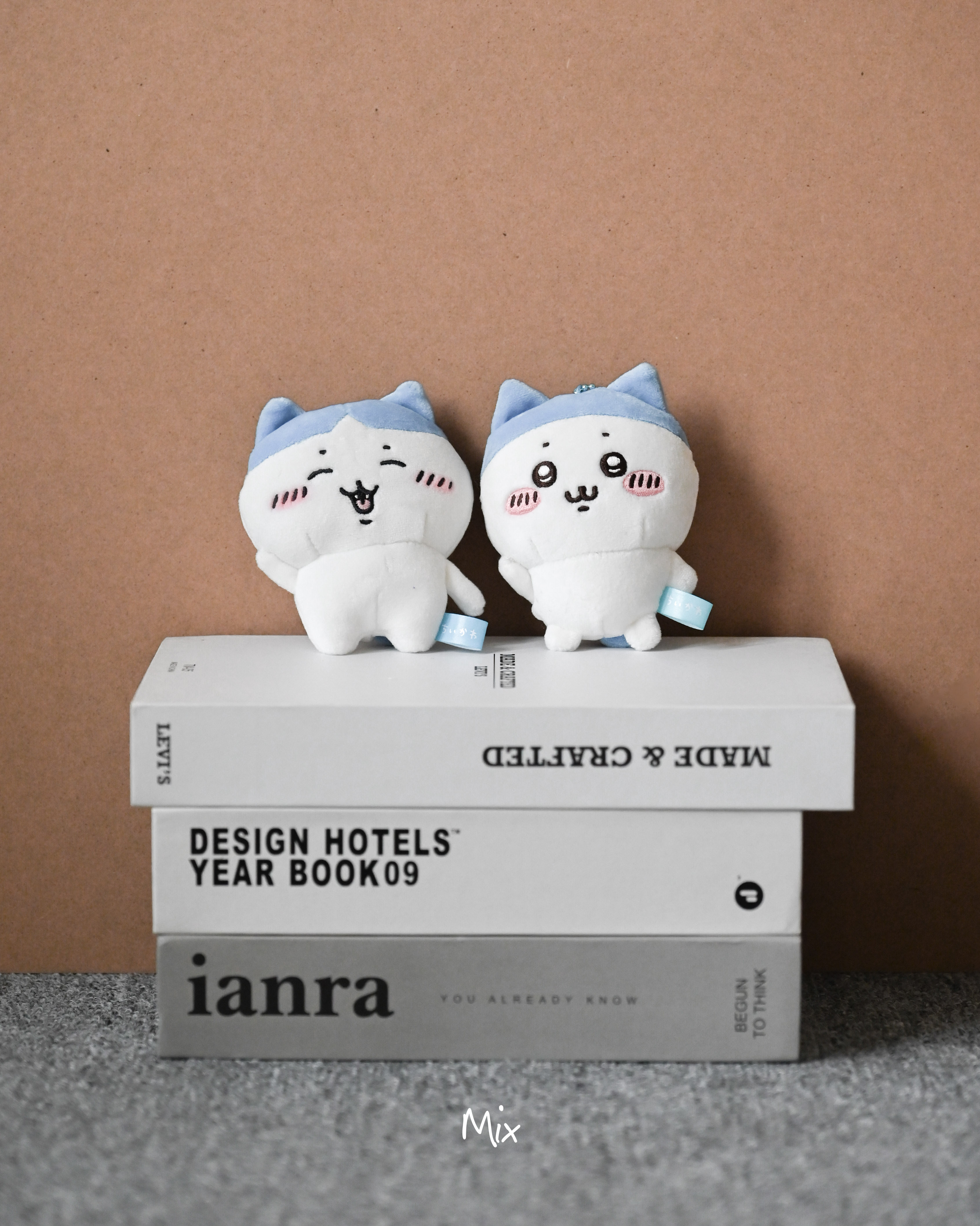 iSNEAKERS｜天貓旗艦店 Chiikawa吉伊卡哇 小八 微笑 平瀏海 小桃 寄生 包起來寶寶 吊飾