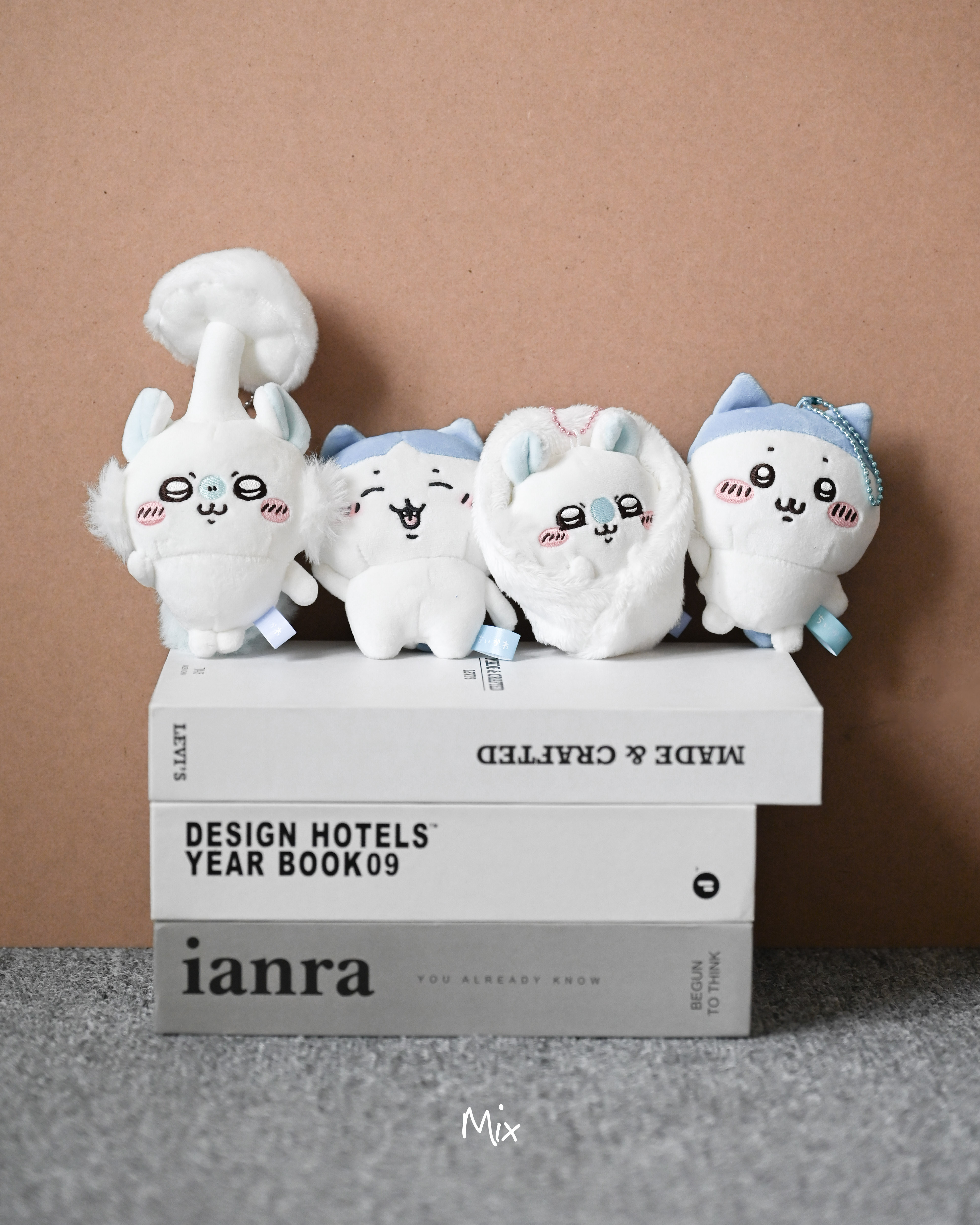 iSNEAKERS｜天貓旗艦店 Chiikawa吉伊卡哇 小八 微笑 平瀏海 小桃 寄生 包起來寶寶 吊飾