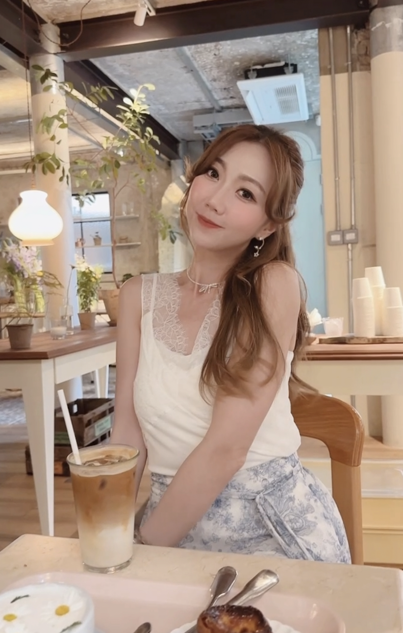 *BJ2 MADE SERIES* THE MODAL CROSS LACE DAILY VEST LIVE 0914