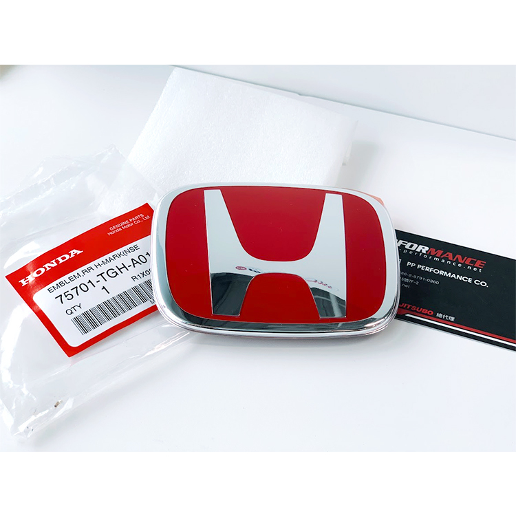 HONDA RED EMBLEM 75701-TGH-A01