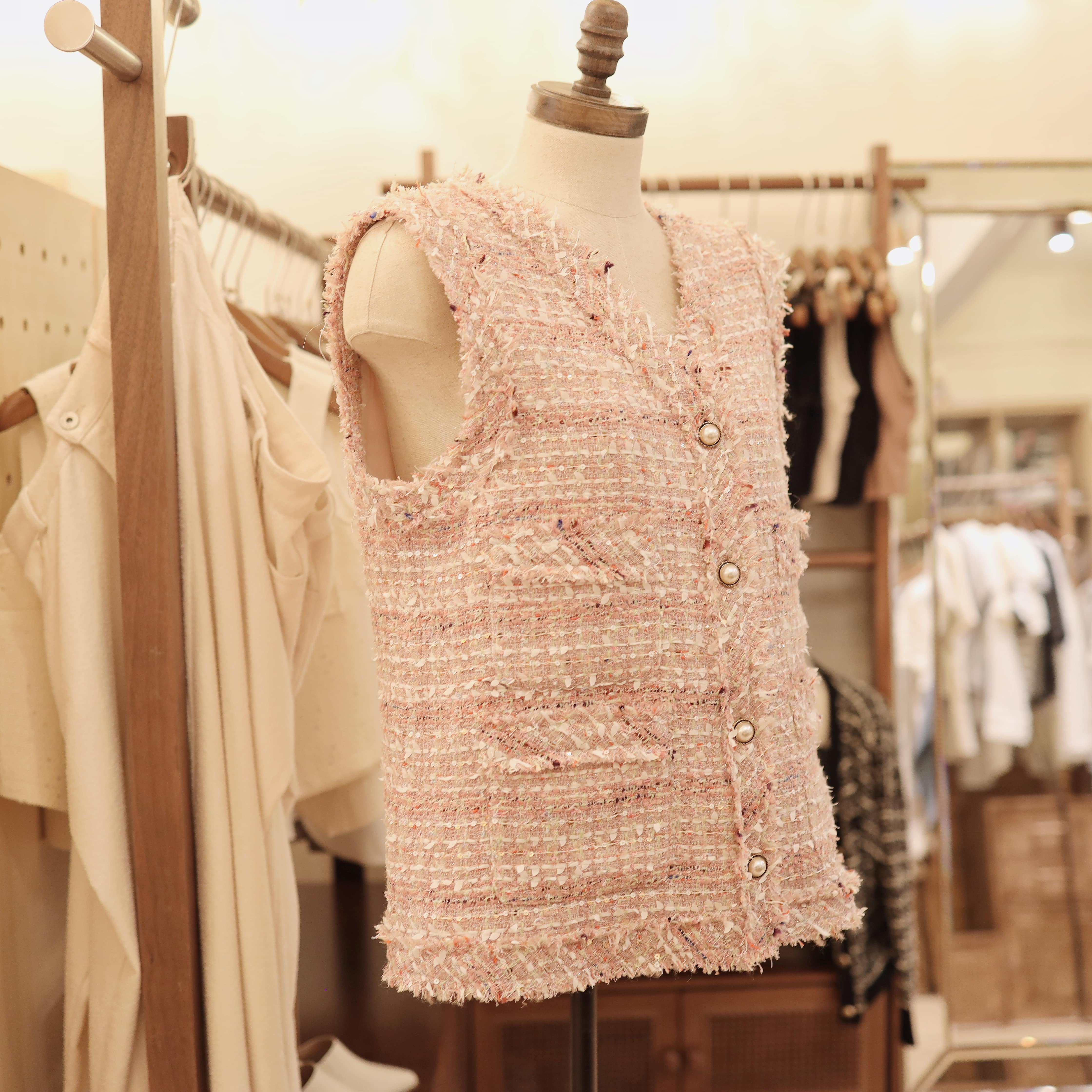 [現貨] [7054] [Vol.3] Oversize 粉紅 Tweed 馬甲