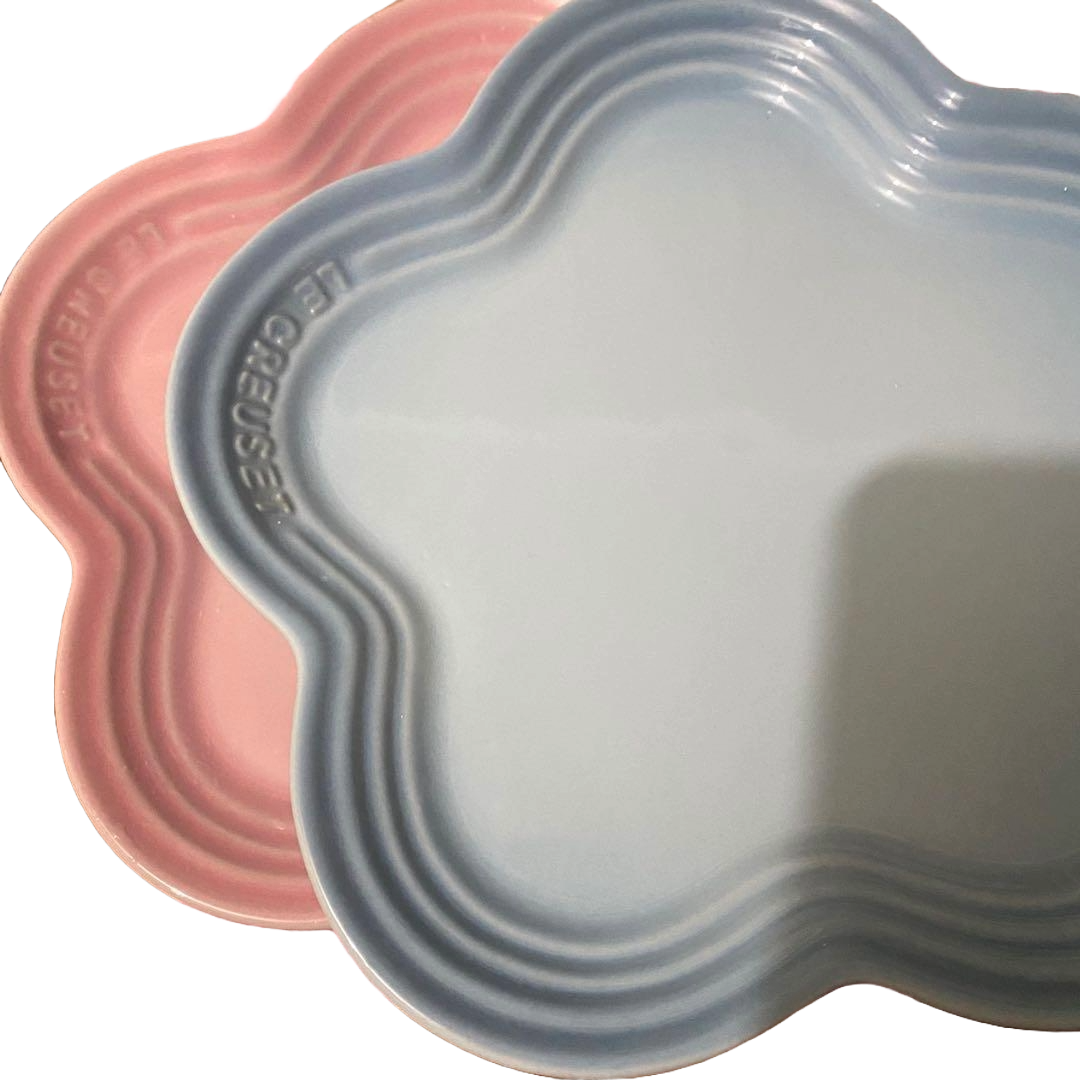 Le Creuset    2件裝19厘米‧陶瓷花形碟‧香港行貨‧