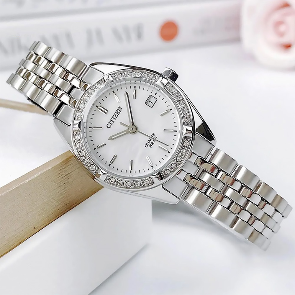 【CITIZEN 星辰】 LADY'S 系列 EU6060-55D 優雅時尚 日本機芯 錶圈30顆 施華洛世奇 水晶 珍珠貝母 母貝 日期 夜光 手錶 女錶 26mm