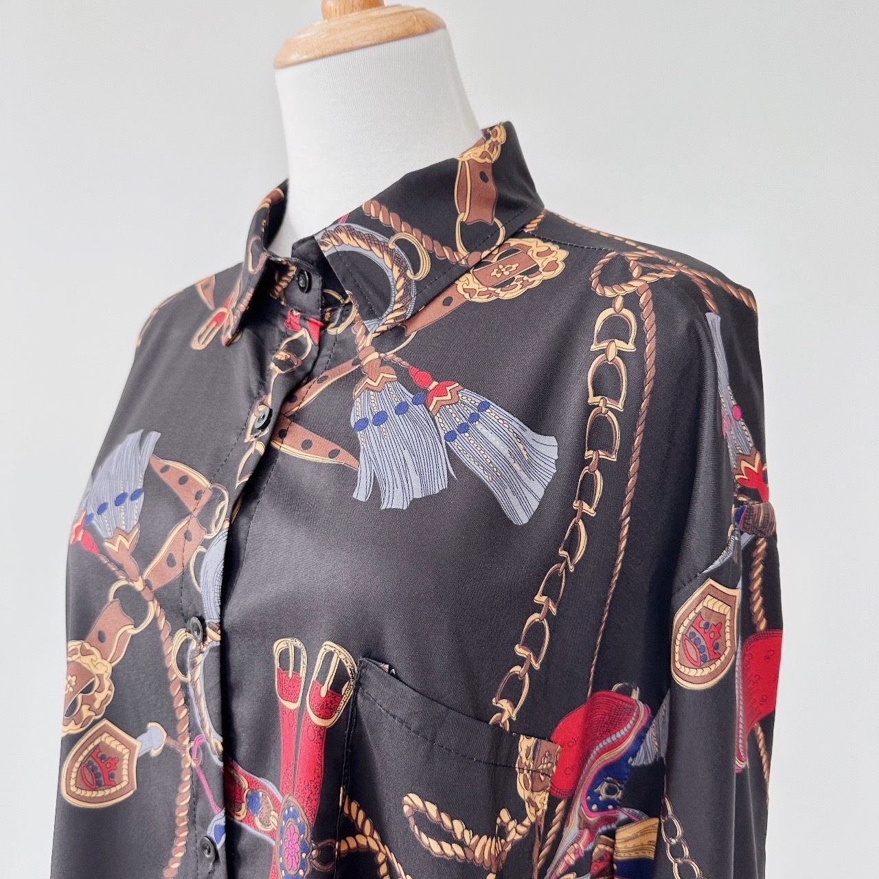 高貴感黑色巴洛克古着上衣