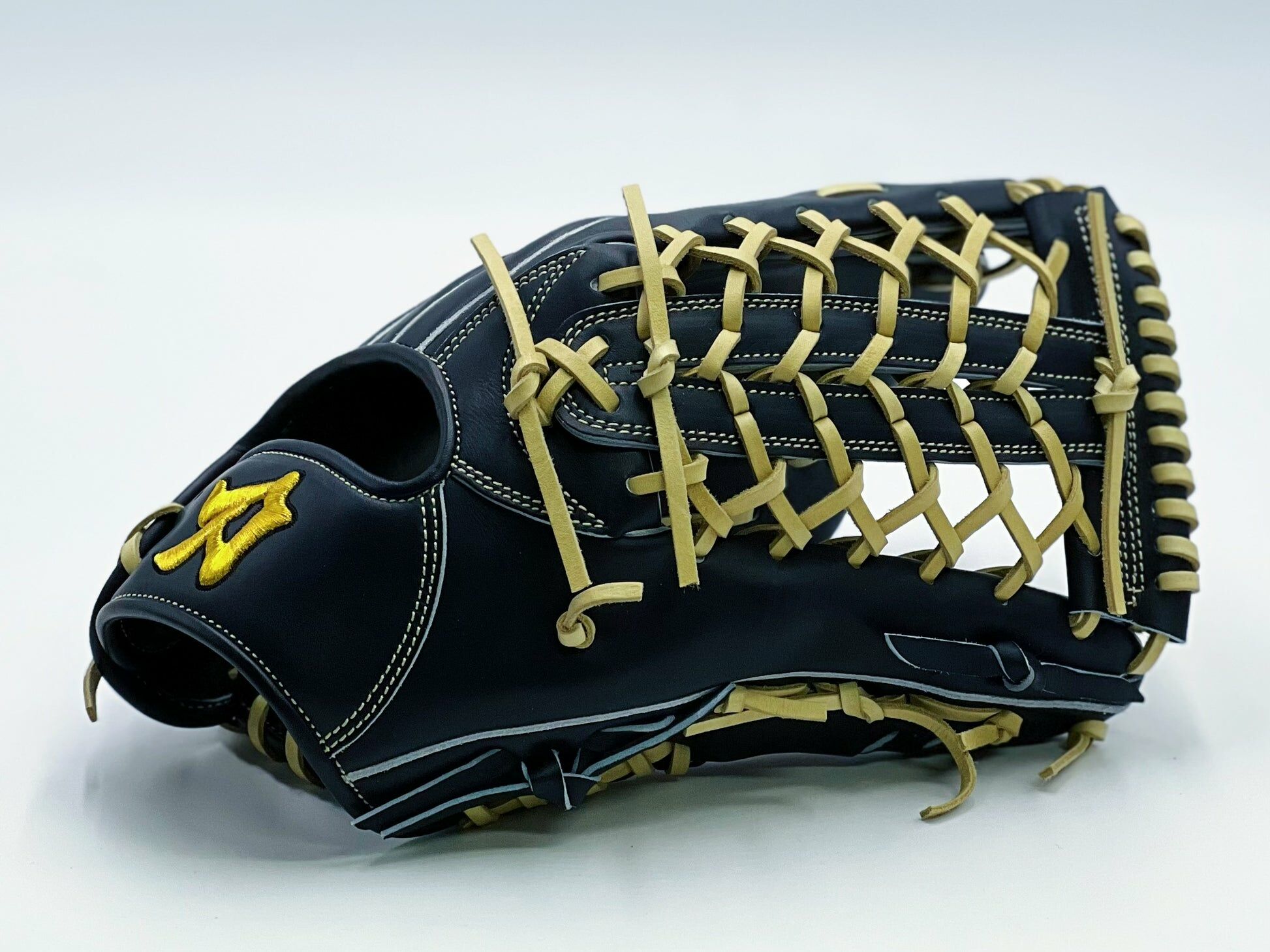 日本極致款 刀 MARCH 內野手套 V.3(已付型)