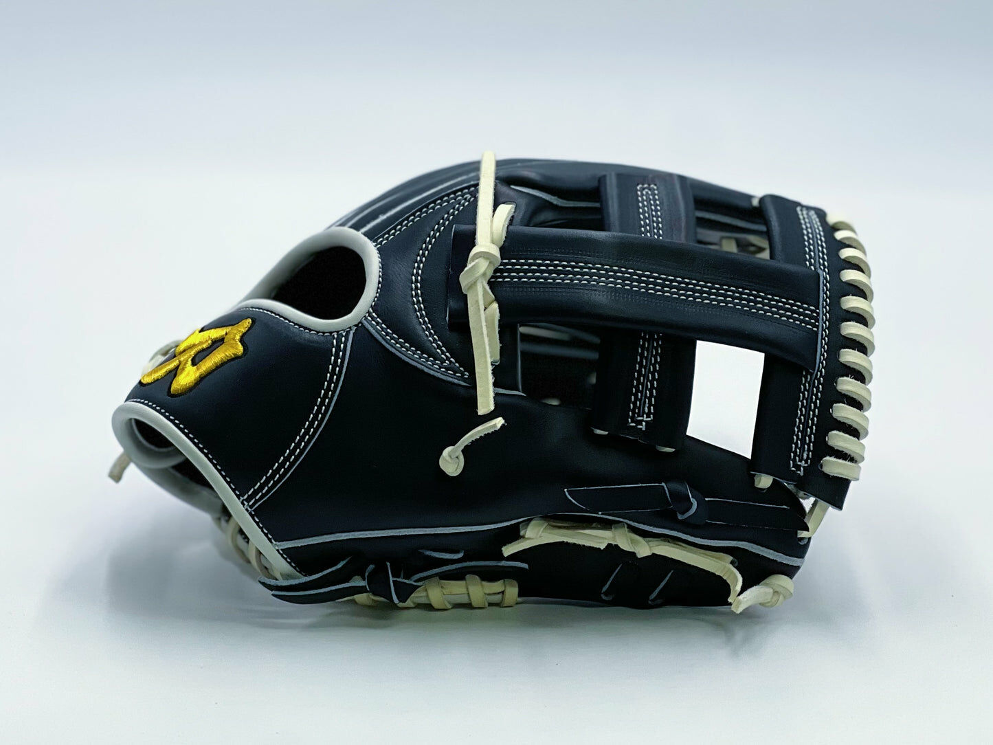 日本極致款 刀 MARCH 內野手套 V.3(已付型)