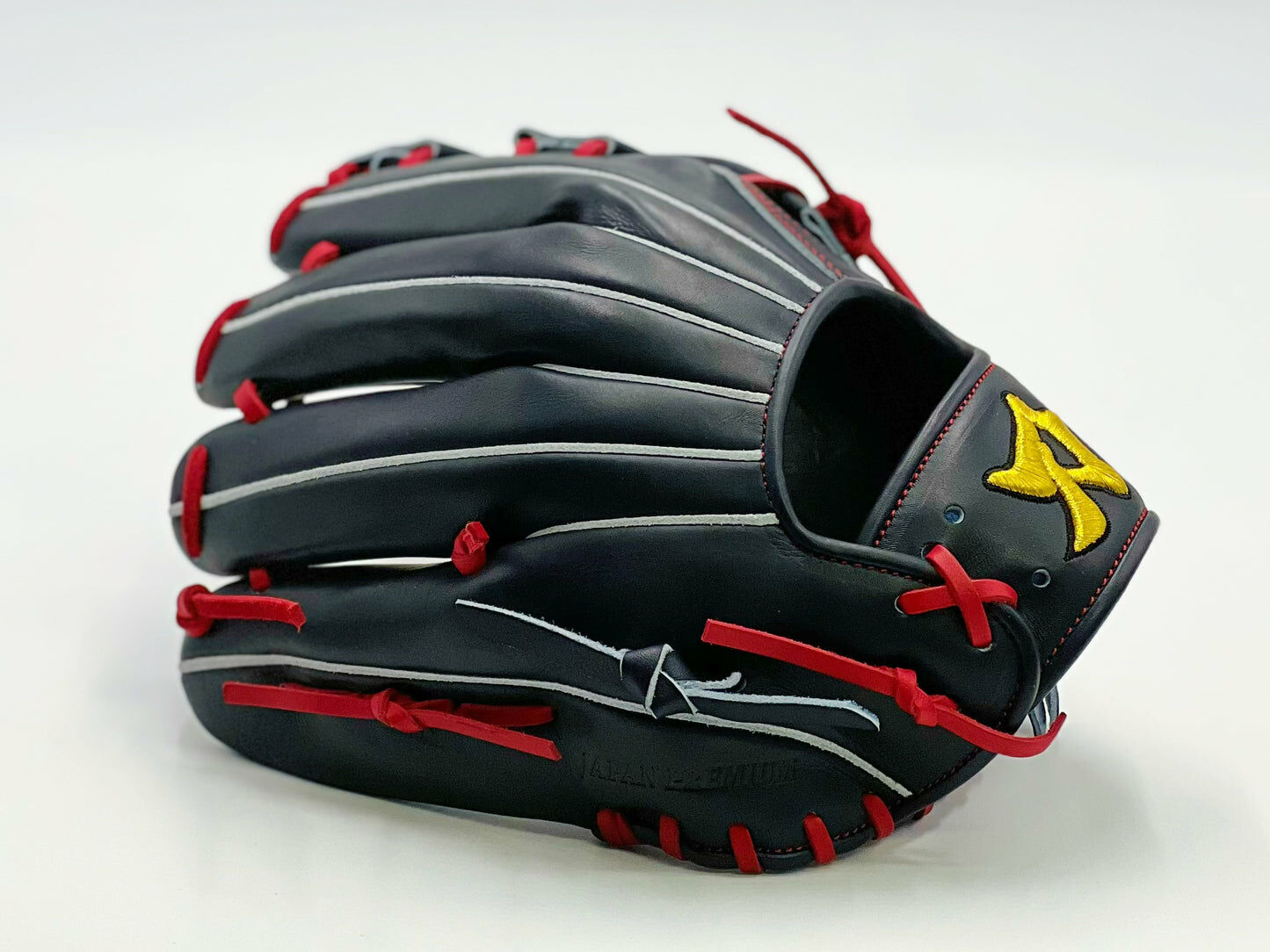 日本極致款 刀 MARCH 內野手套 V.3(已付型)