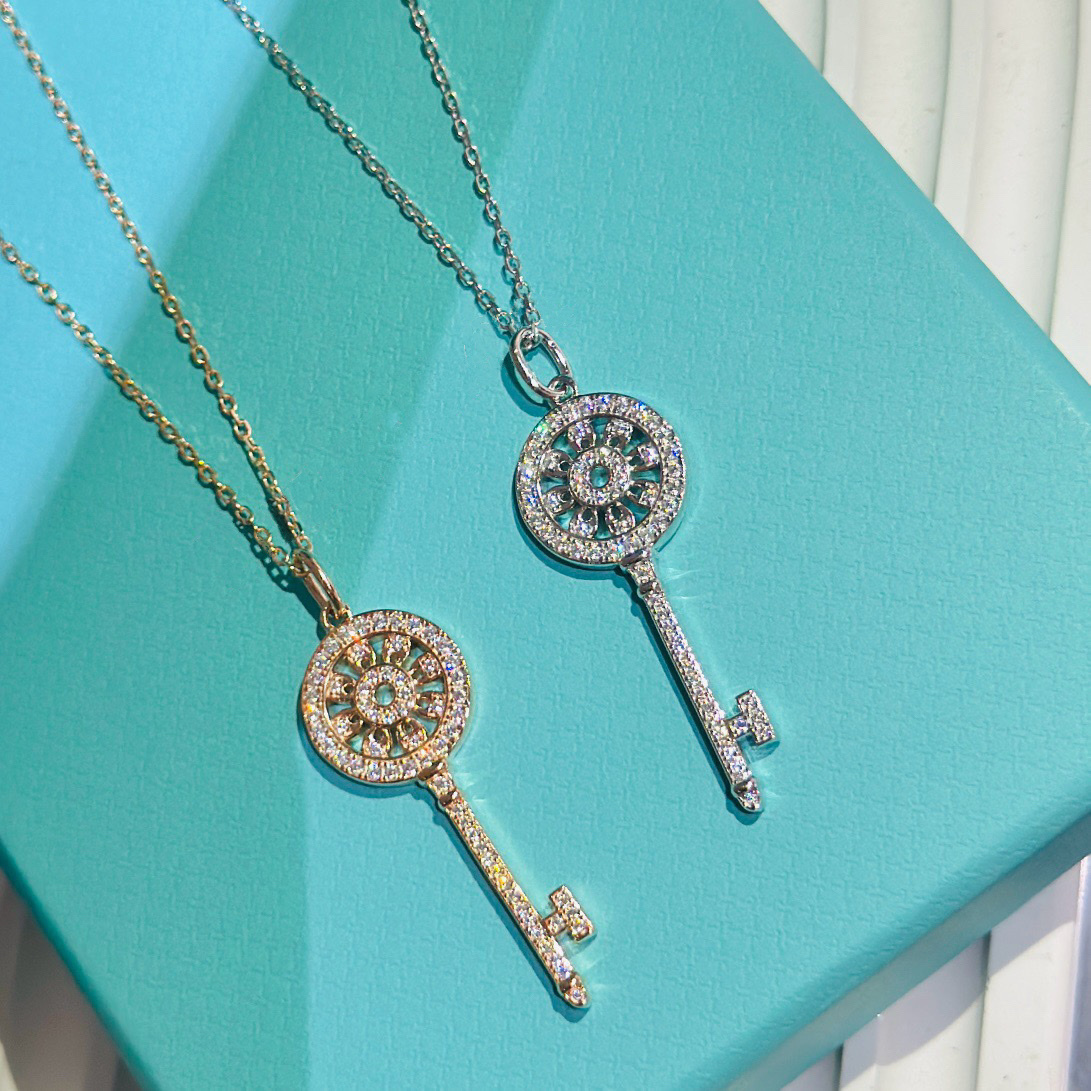 18k Ti”keys太陽花滿鑽鑰匙定製項鍊