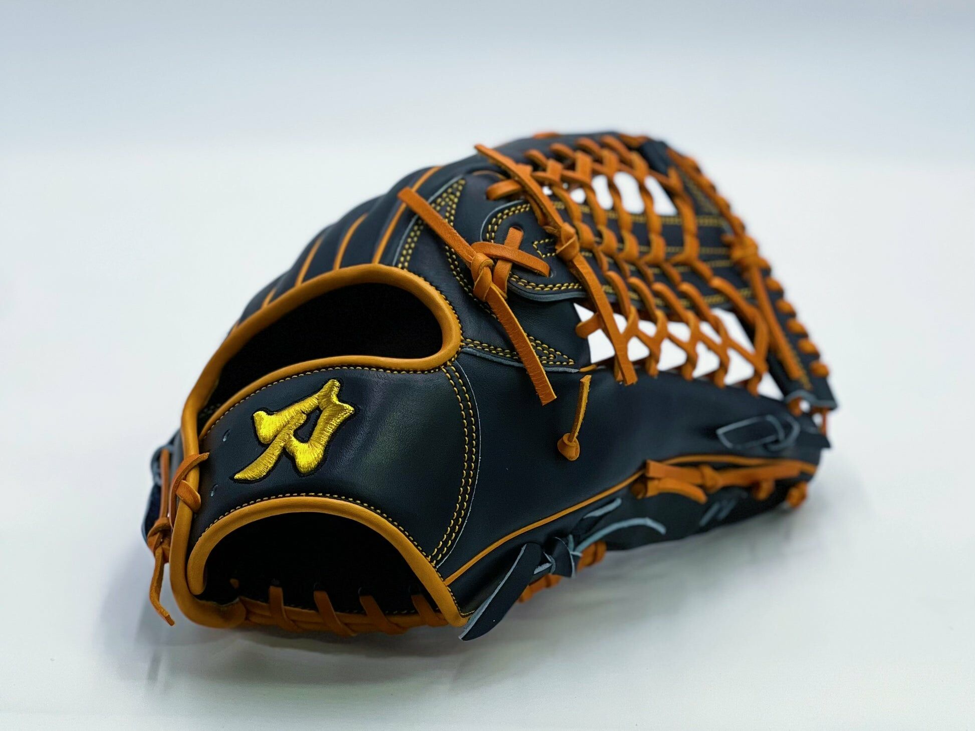 日本極致款 刀 MARCH 外野手套 V.3