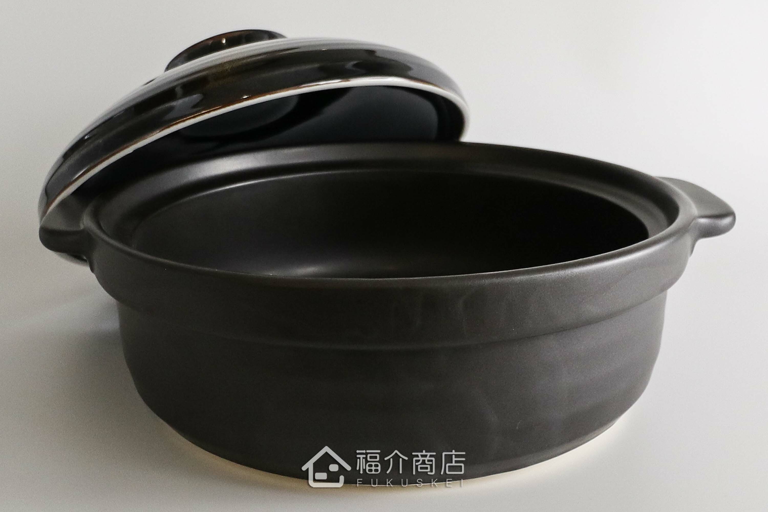煮火鍋的日本陶鍋