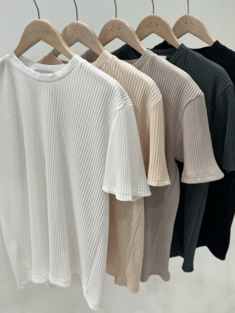 [福利品] Tyrone 夏季短袖摺皺男裝上衣 [ 奶油色 / Free ]