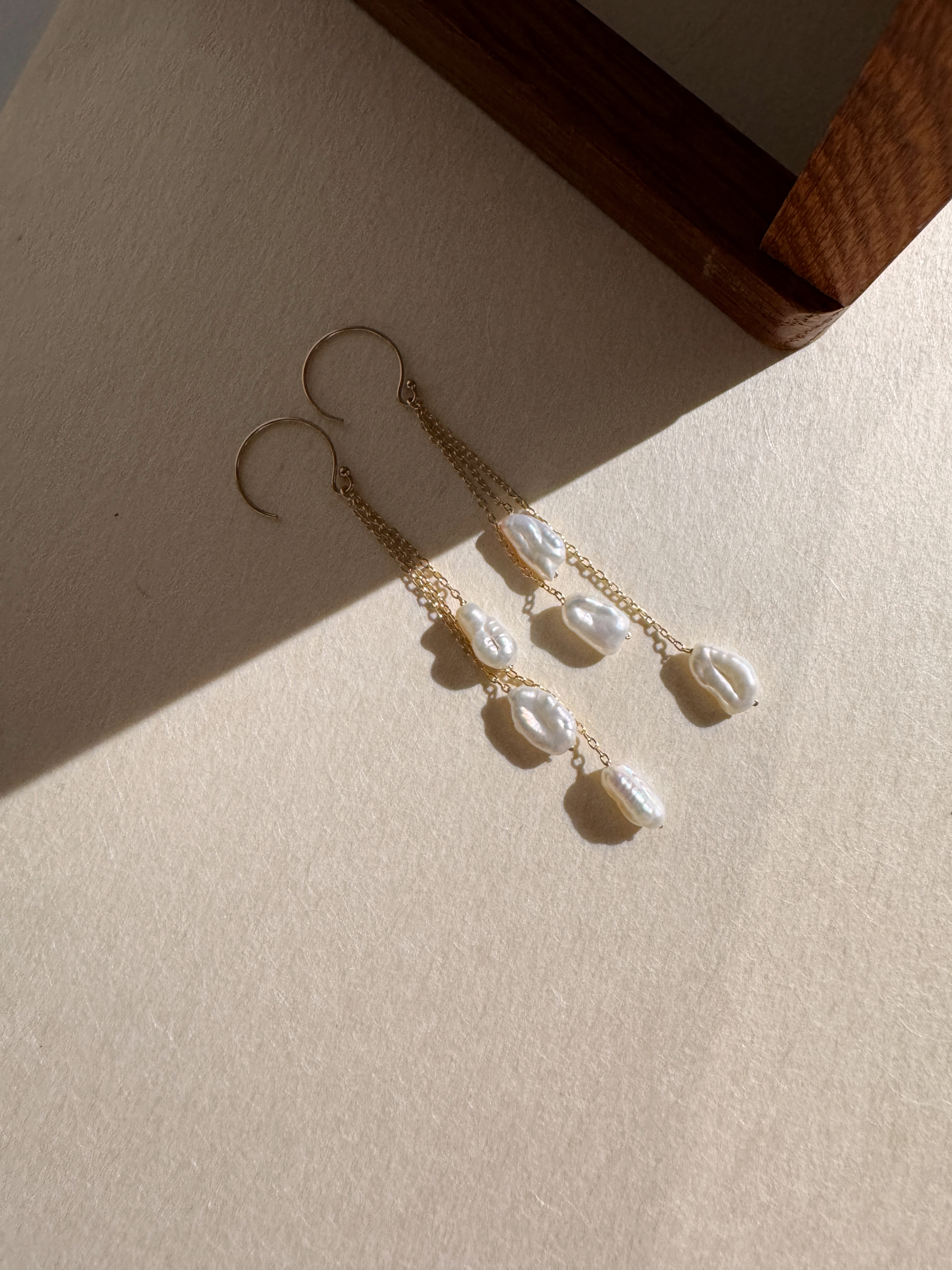 漸層小巴洛克珍珠耳環