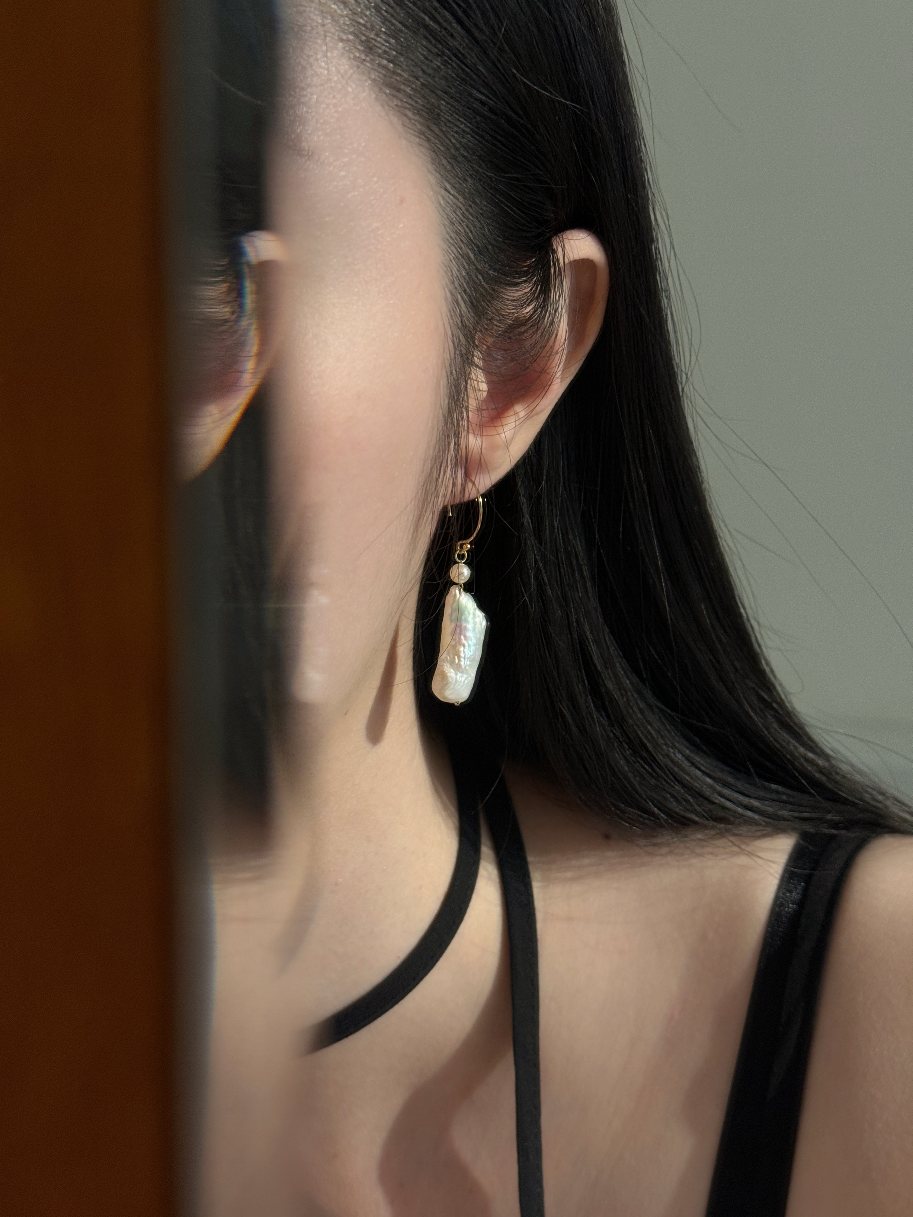 極光珍珠綴小珍珠耳環