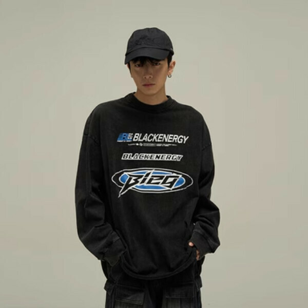 Hot Recommended Retro Washed Distressed Round Neck Long Sleeve Sweater [Black M-2XL, please confirm the delivery size with customer service after placing the order]