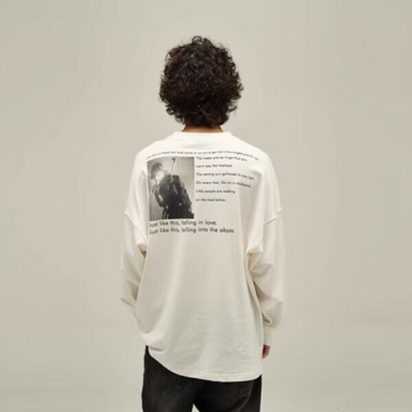 Hotly recommended rock punk round neck thin sweatshirt [white size M-2XL, please confirm the delivery size with customer service after placing the order]