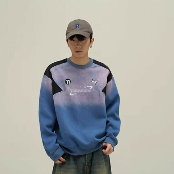 Popular retro gradient distressed round neck sweatshirt [Blue M-XL sizes, please confirm the delivery size with customer service after placing the order]