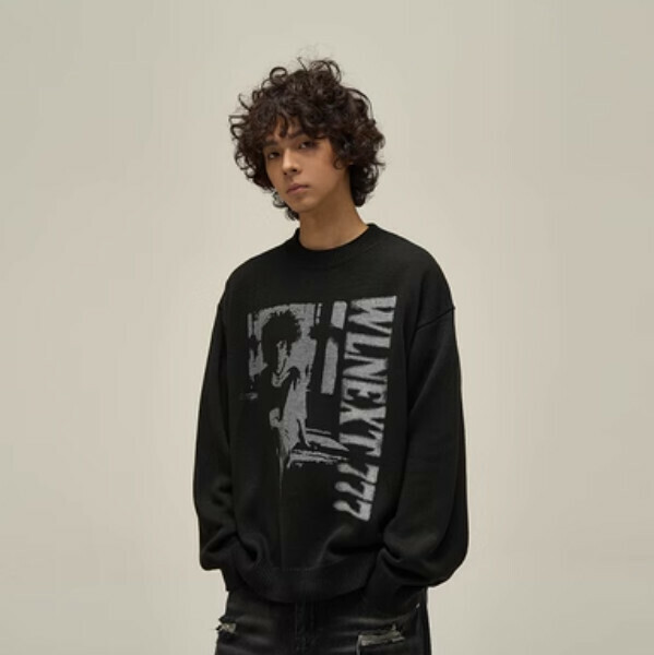 Popular punk rock printed crew neck sweater [Black M-XL sizes, please confirm the delivery size with customer service after placing the order]