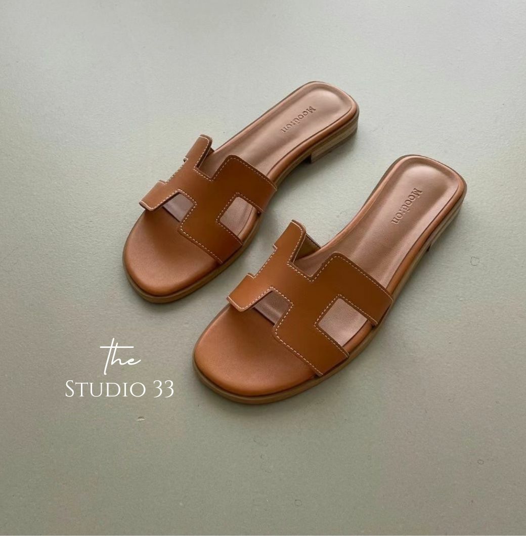 極致經典平底涼鞋(牛皮)