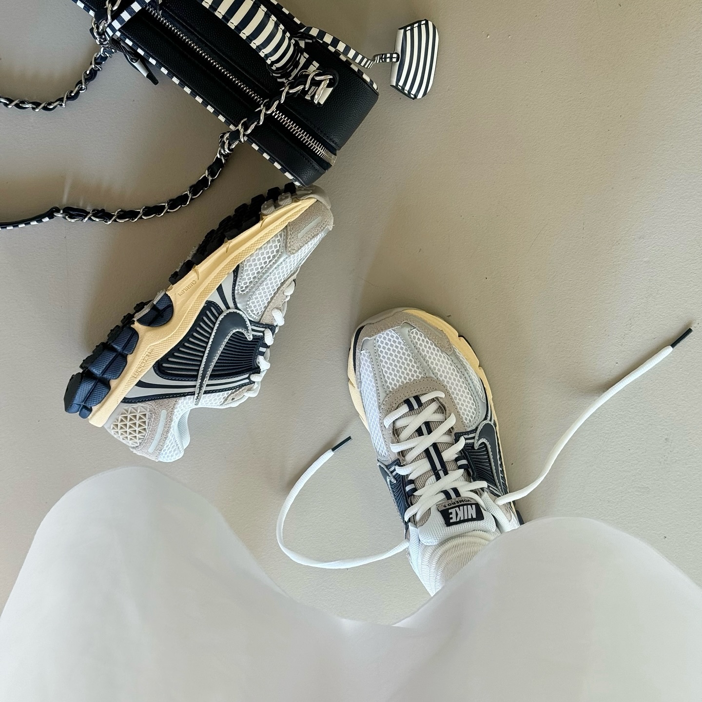 Nike Zoom Vomero 5 海軍藍 奶油底 男女 復古鞋 FN6742-001