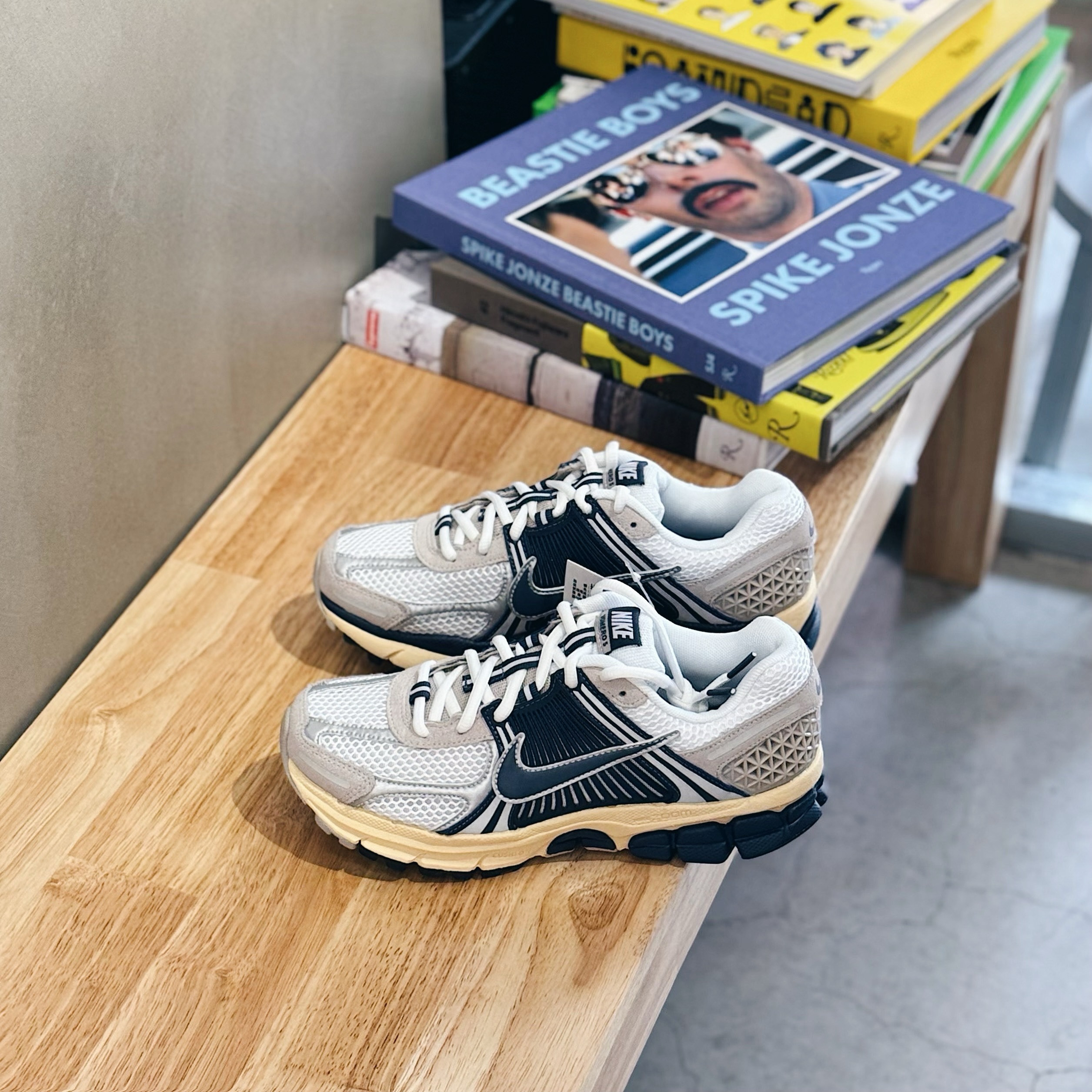 Nike Zoom Vomero 5 海軍藍 奶油底 男女 復古鞋 FN6742-001