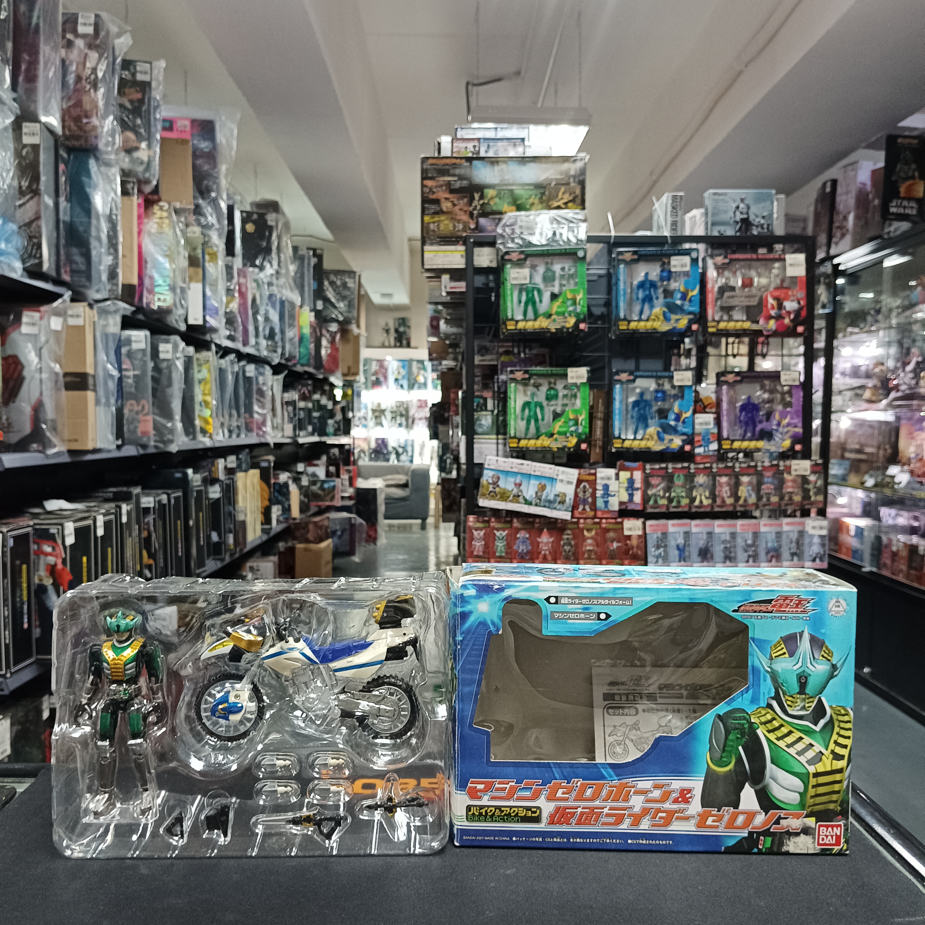 寄賣-幪面超人-Bike & Action: Machine ZeroHorn & Kamen Rider Zeronos