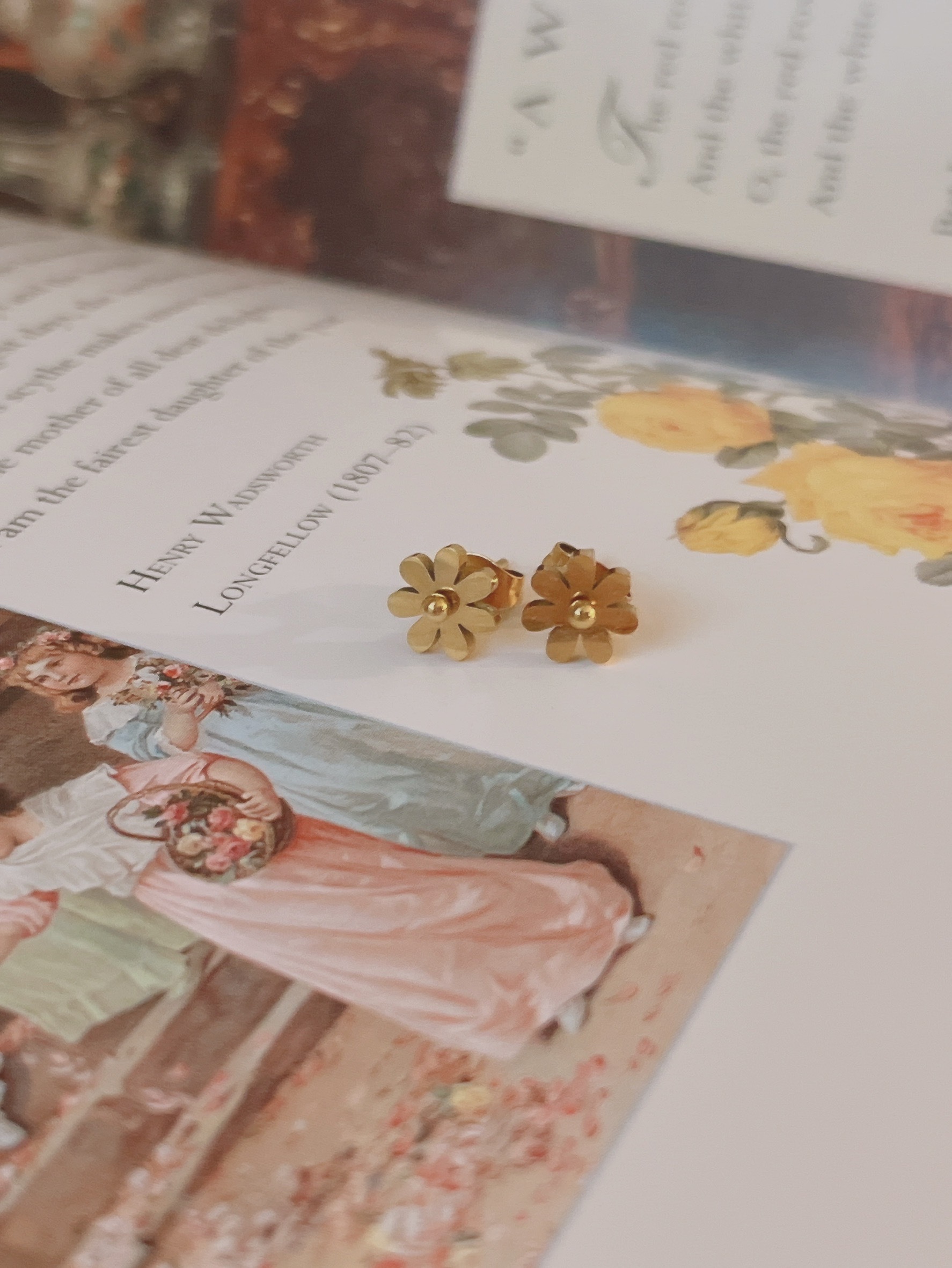 小雛菊Belidis金色醫療鋼耳環