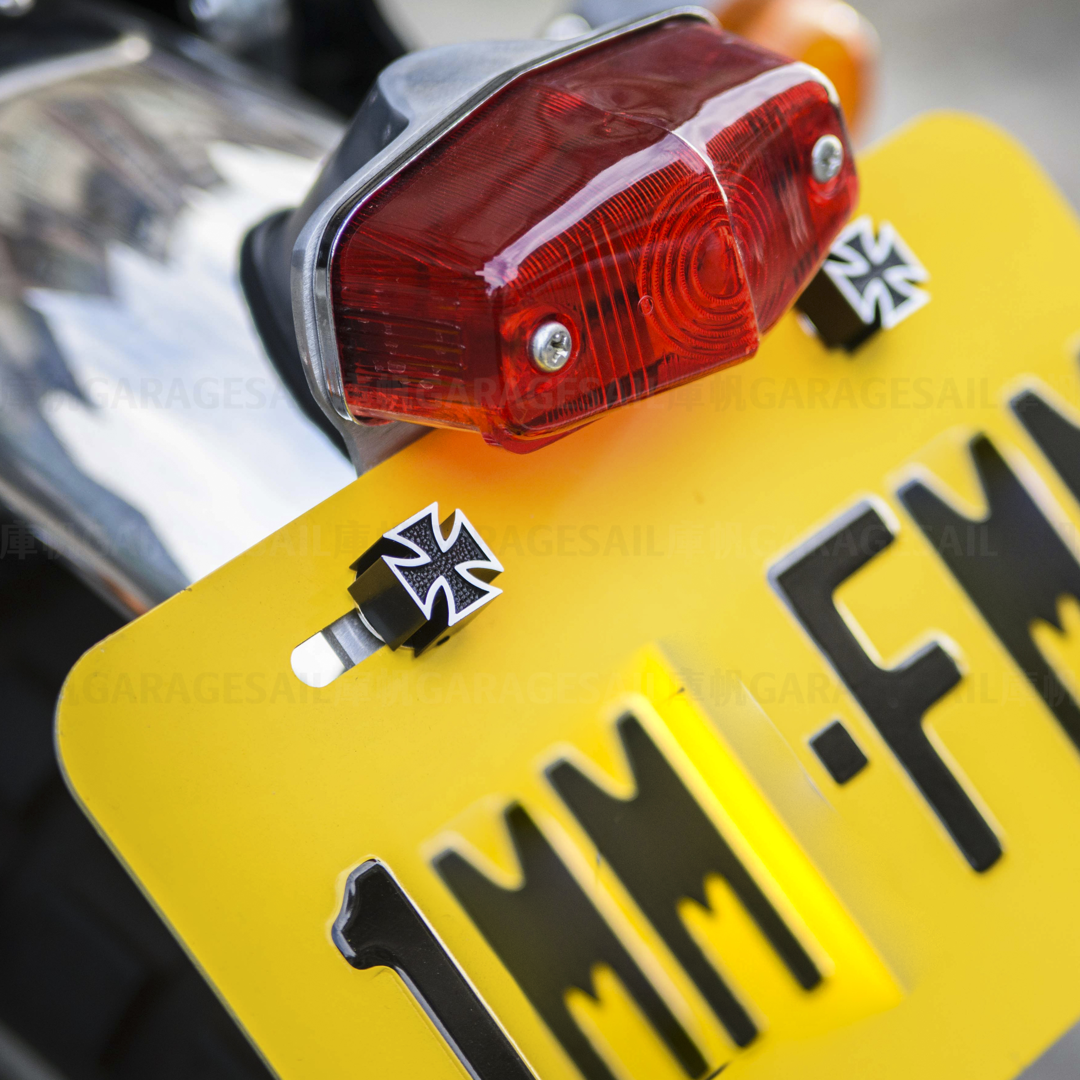 大牌螺絲 鐵十字 - 黑