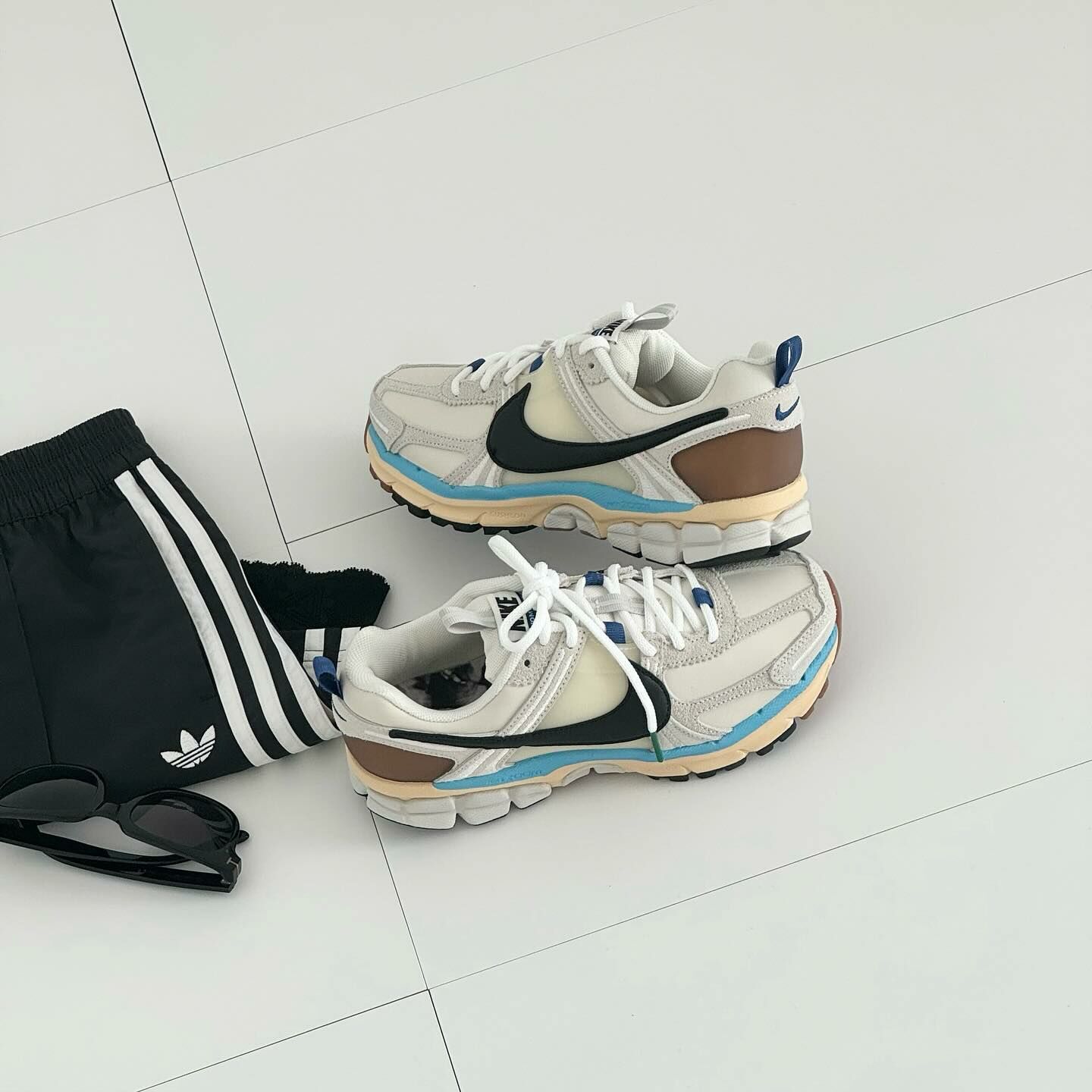 Nike Zoom Vomero 5 PRM 日本監製 奶油黑藍 象牙白 復古鞋 HF4524-111