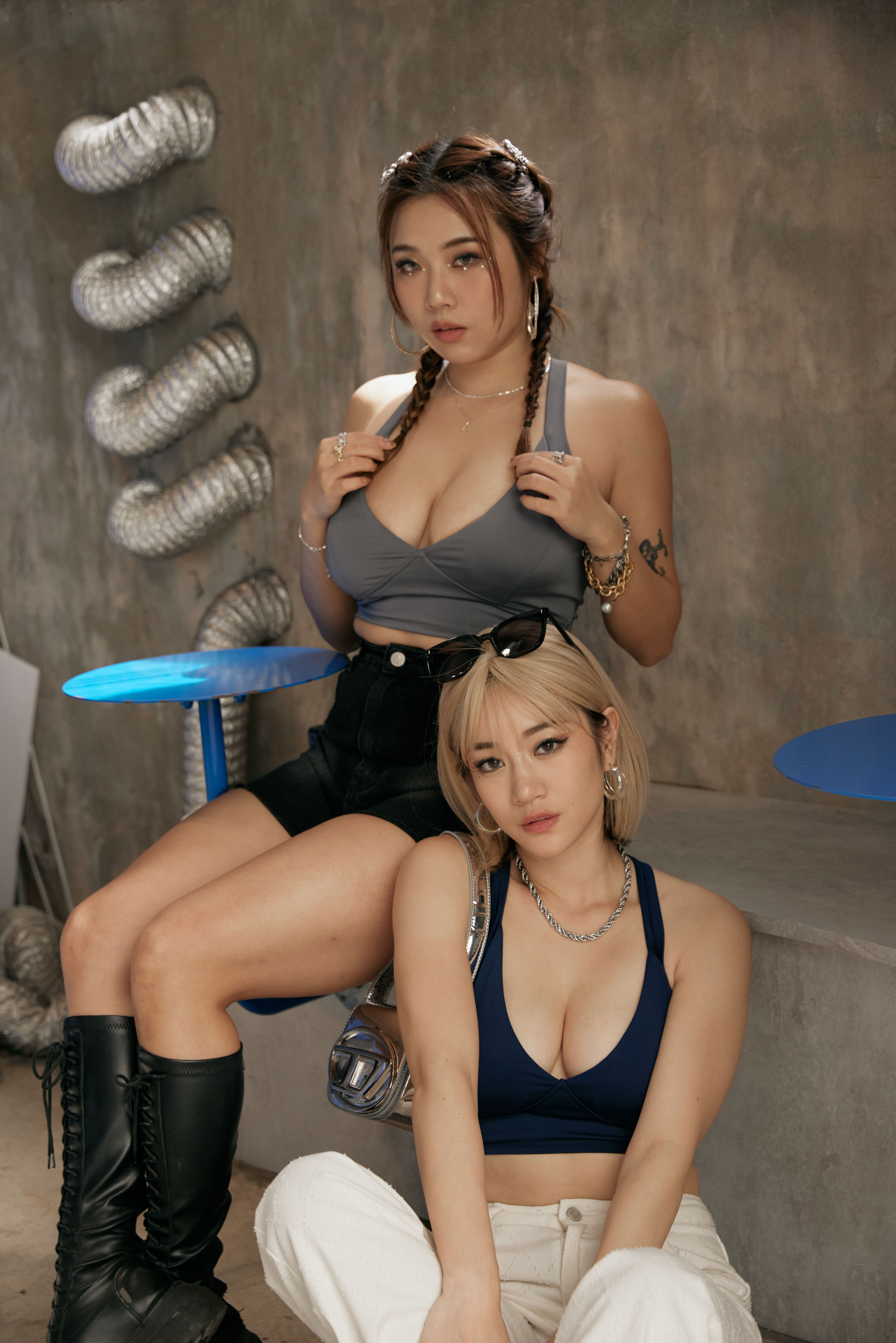 〖Lea’s Design Collection 〗Deep V Neck Cross-Strap Bratop ✨ Swim-Ready! - Smoked Gray