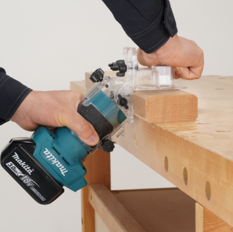 "MAKITA"牧田牌 1/4" 無刷修邊機(淨機)-[DRT52Z]