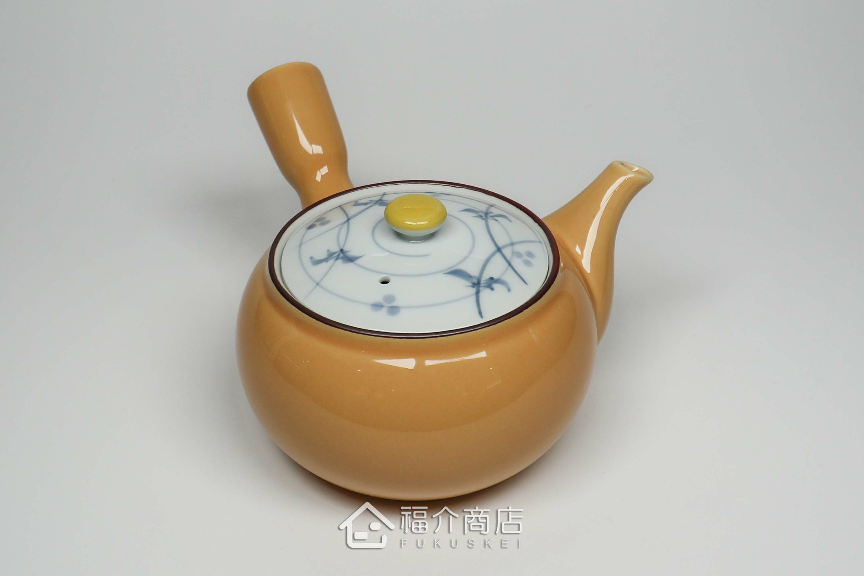 泡茶用的黃色陶茶壺