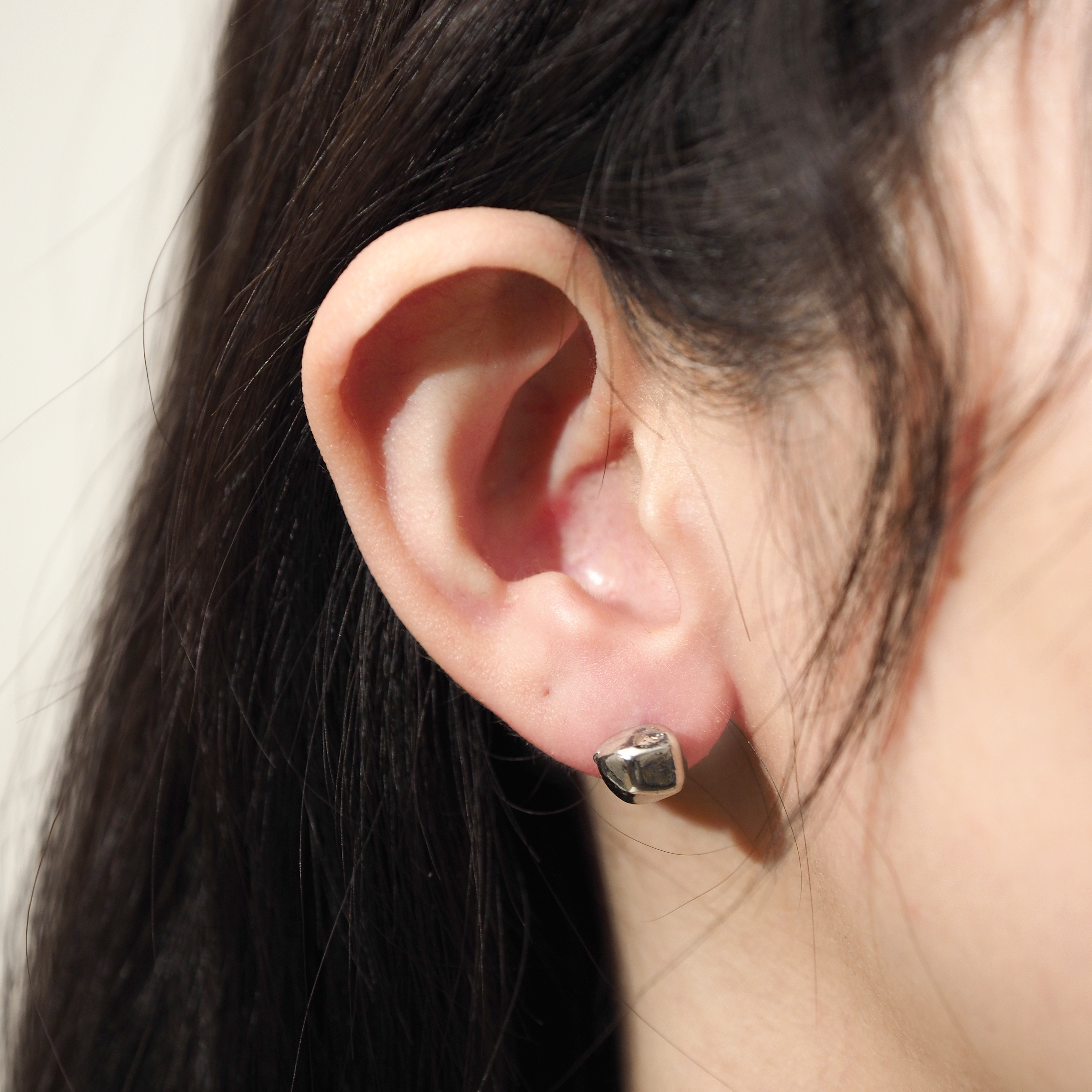 【AOI】個性比較獨特-S925純銀耳針