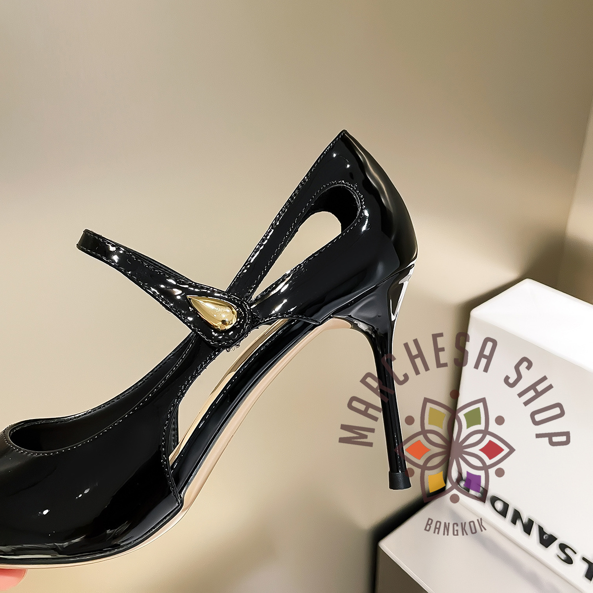 S3120 - 羊漆皮純色一字帶鏤空後踭尖頭高踭鞋