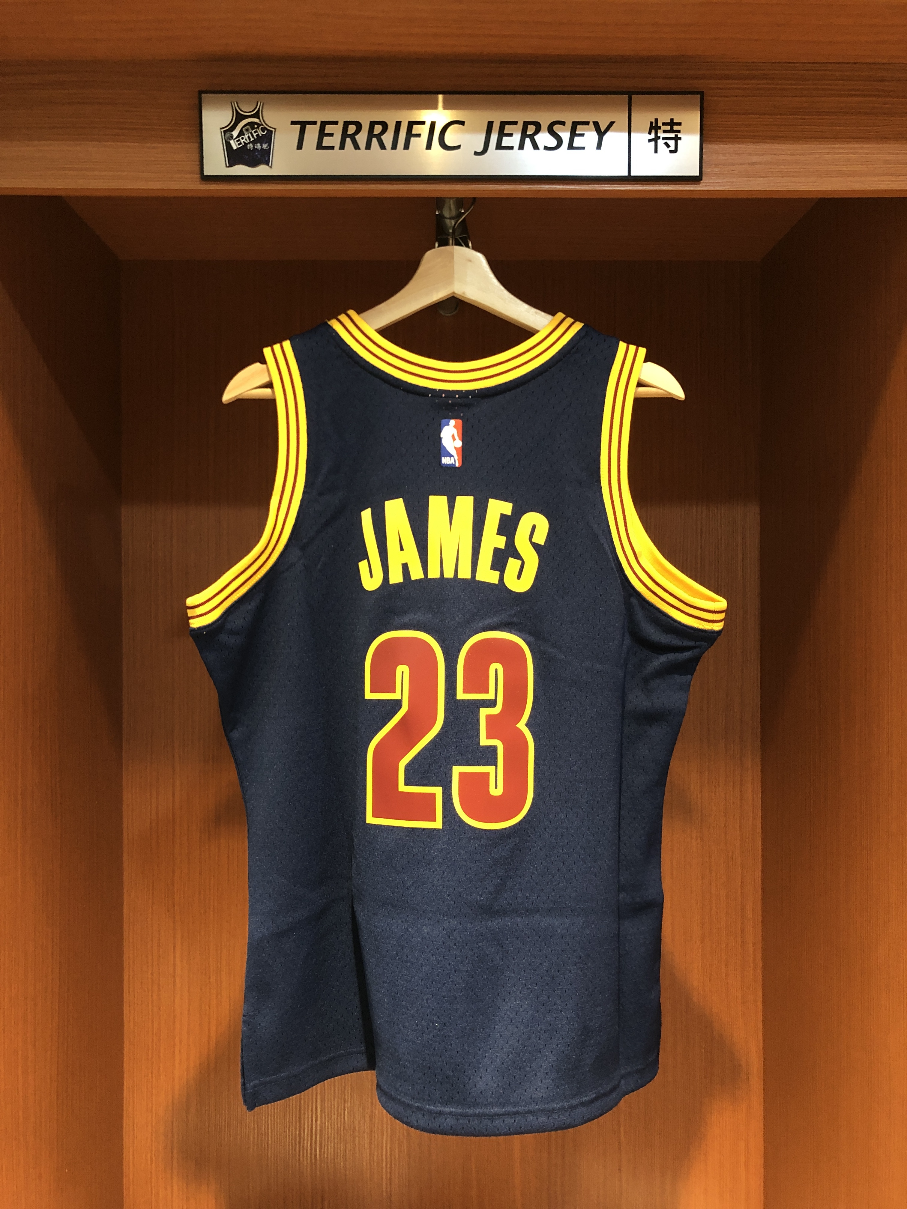 NBA球衣 Lebron James 克里夫蘭騎士深藍 15-16深藍 M&N Swingman 球迷版 熱轉印 全新