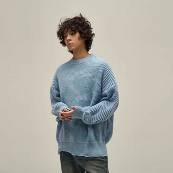 Popular niche ripped sweater [Blue size M-2XL, please confirm the delivery size with customer service after placing the order]