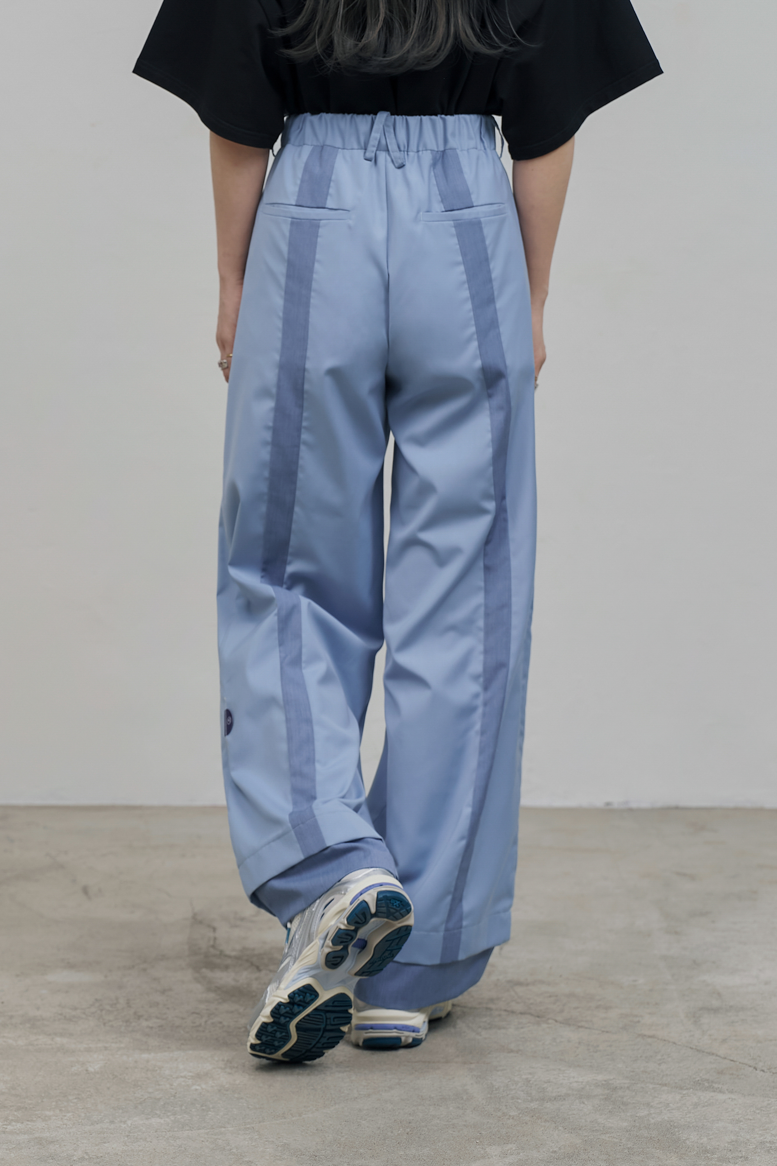 Double Layered Contrast Panel Trousers｜Iceberg