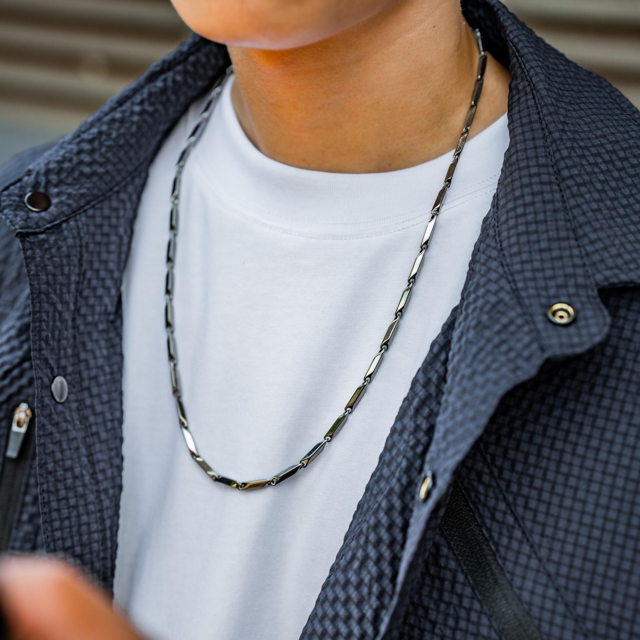 SBG 鈦鋼菱形竹葉幾何項鍊 B0141