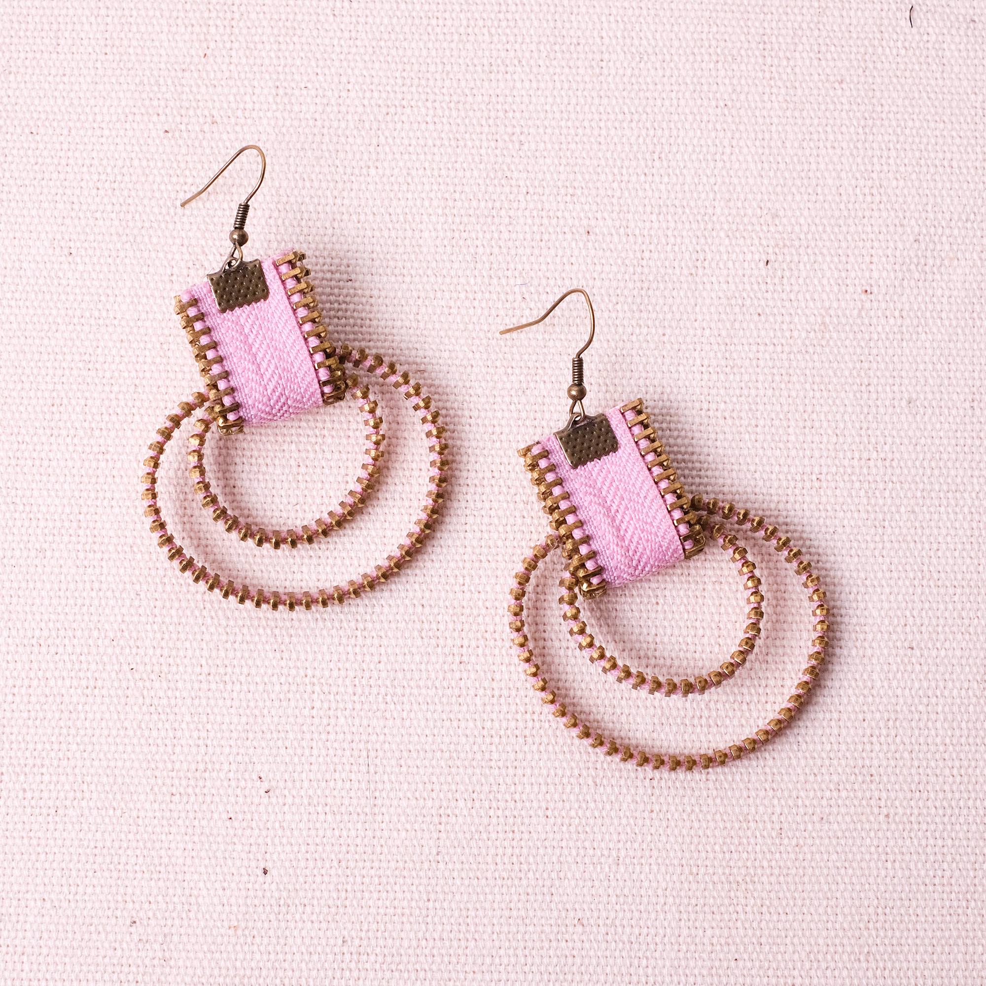 永生鏈耳環｜旋律｜史瓦帝尼