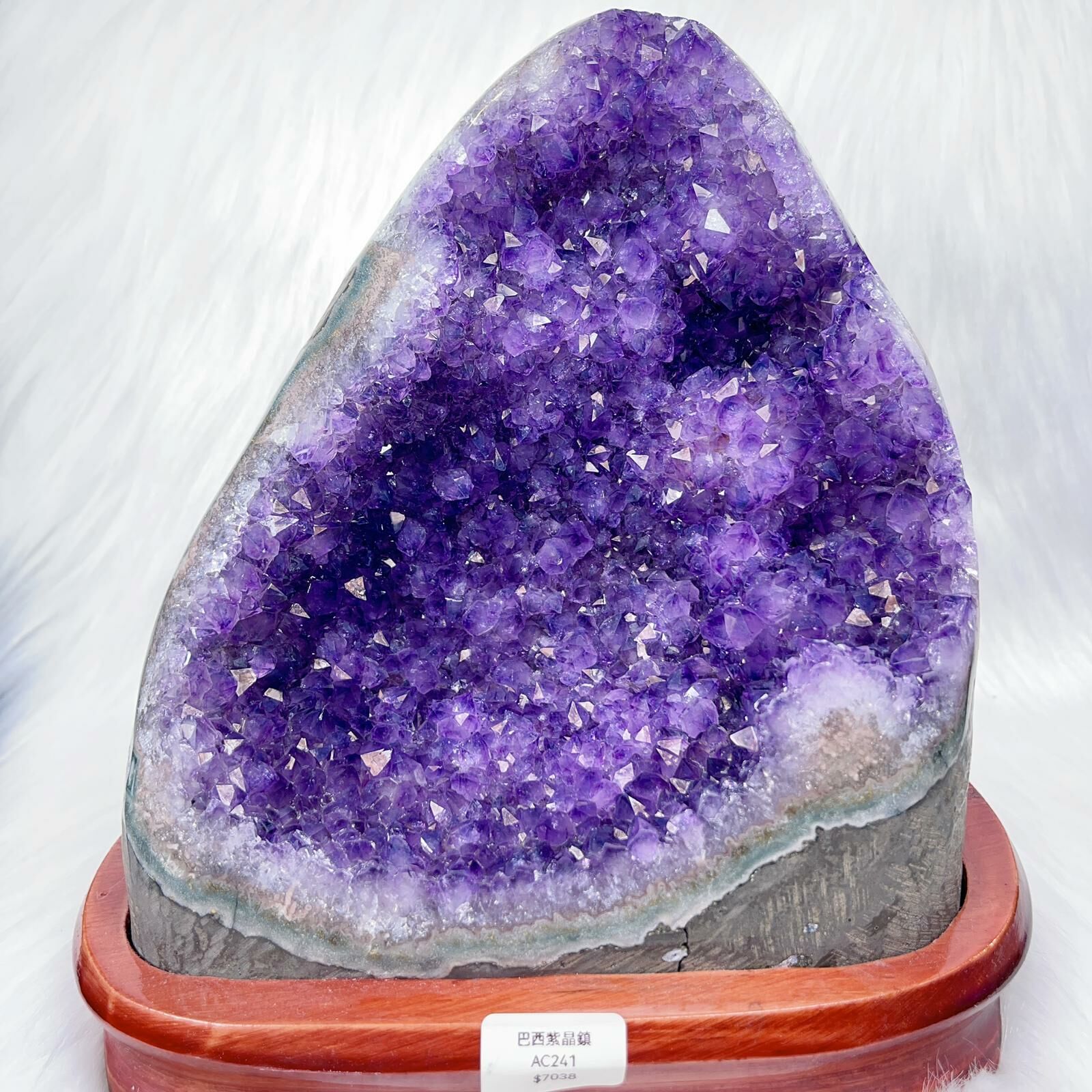 紫晶鎮 AC241