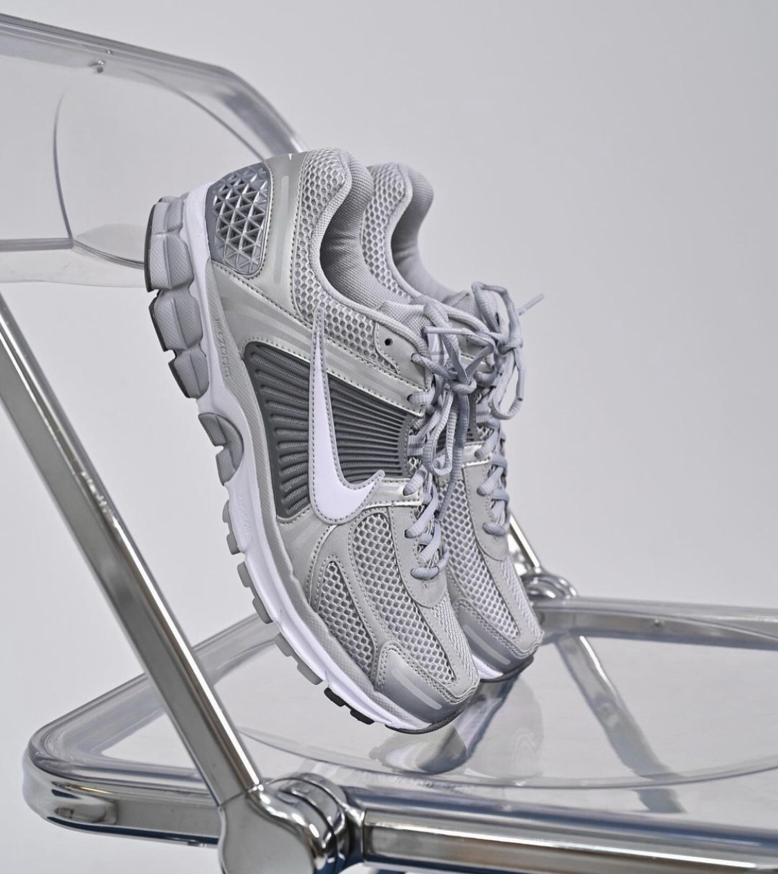 【APAIR】預購 Nike Zoom Vomero 5 銀灰 復古慢跑鞋 Fj4151-003