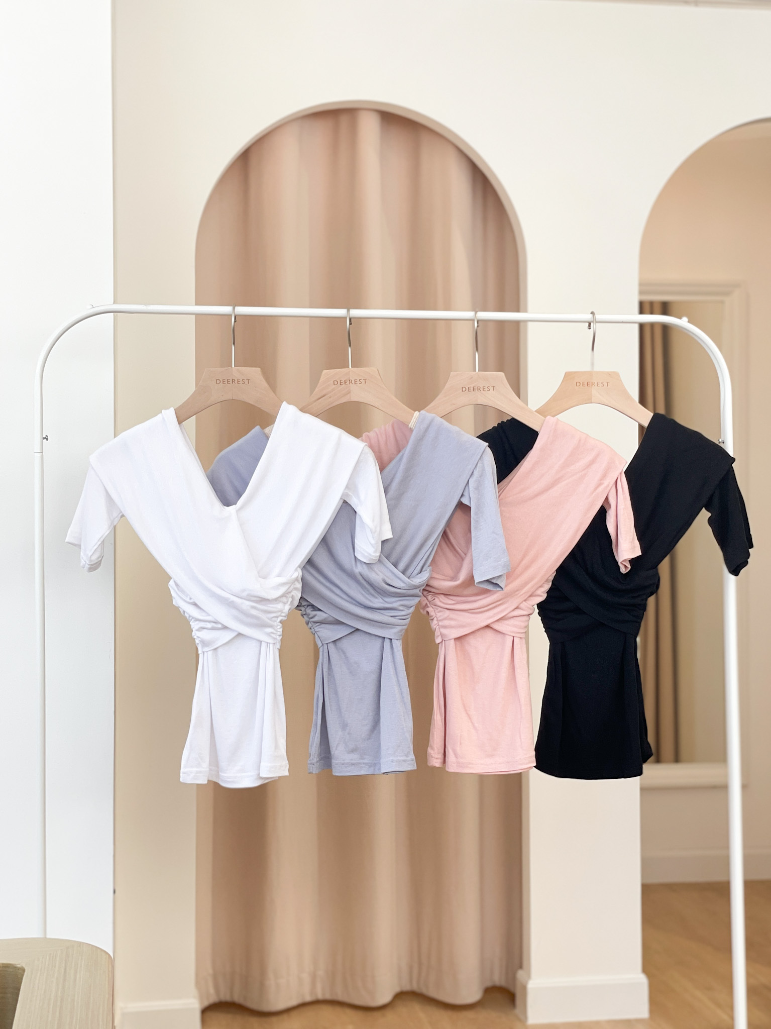 T1094 Violetta Twist Top